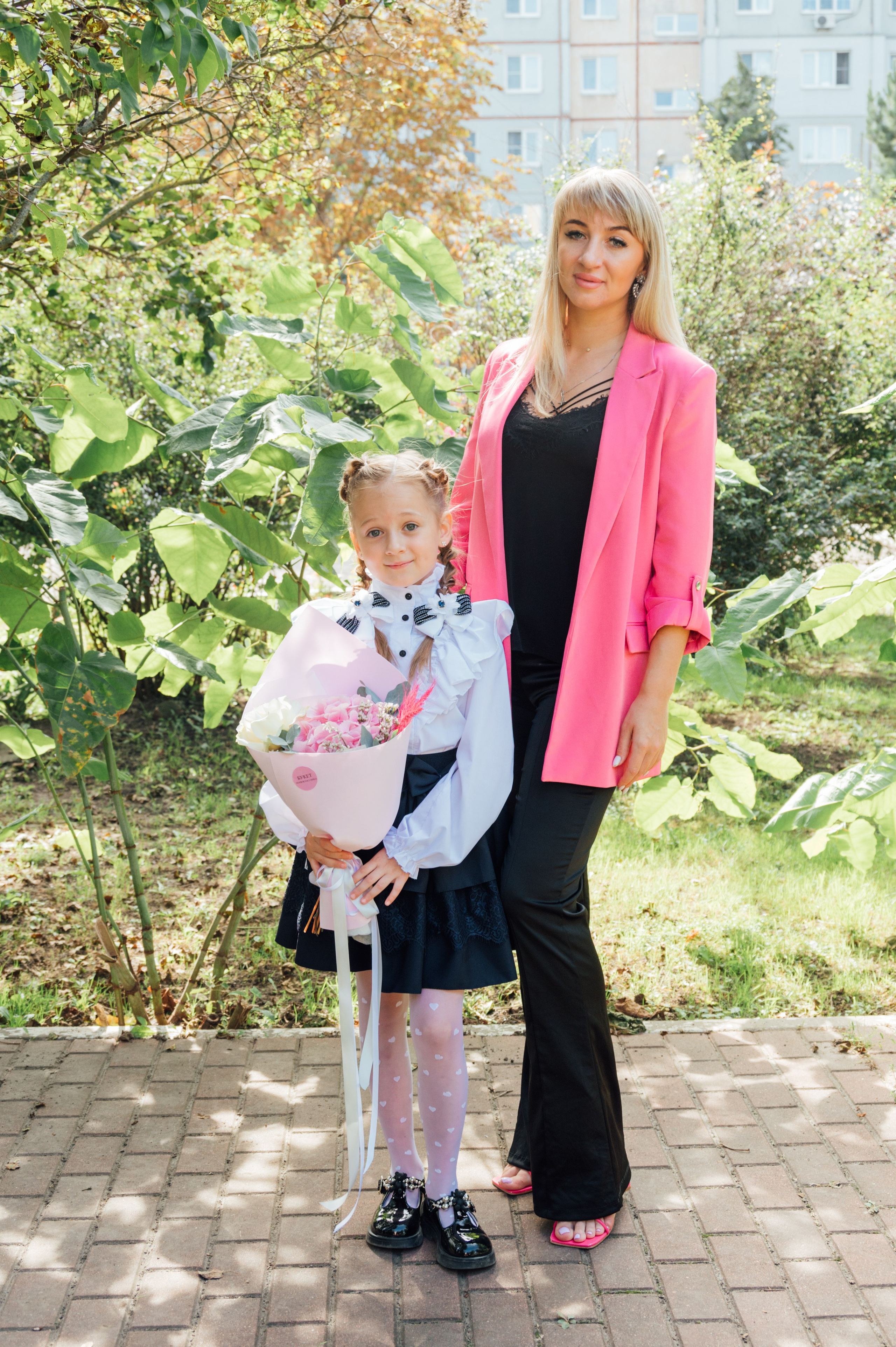 Школьная фотосессия в Туле. Портретный, семейный, свадебный фотограф. Бизнес, контент съёмка. Тула