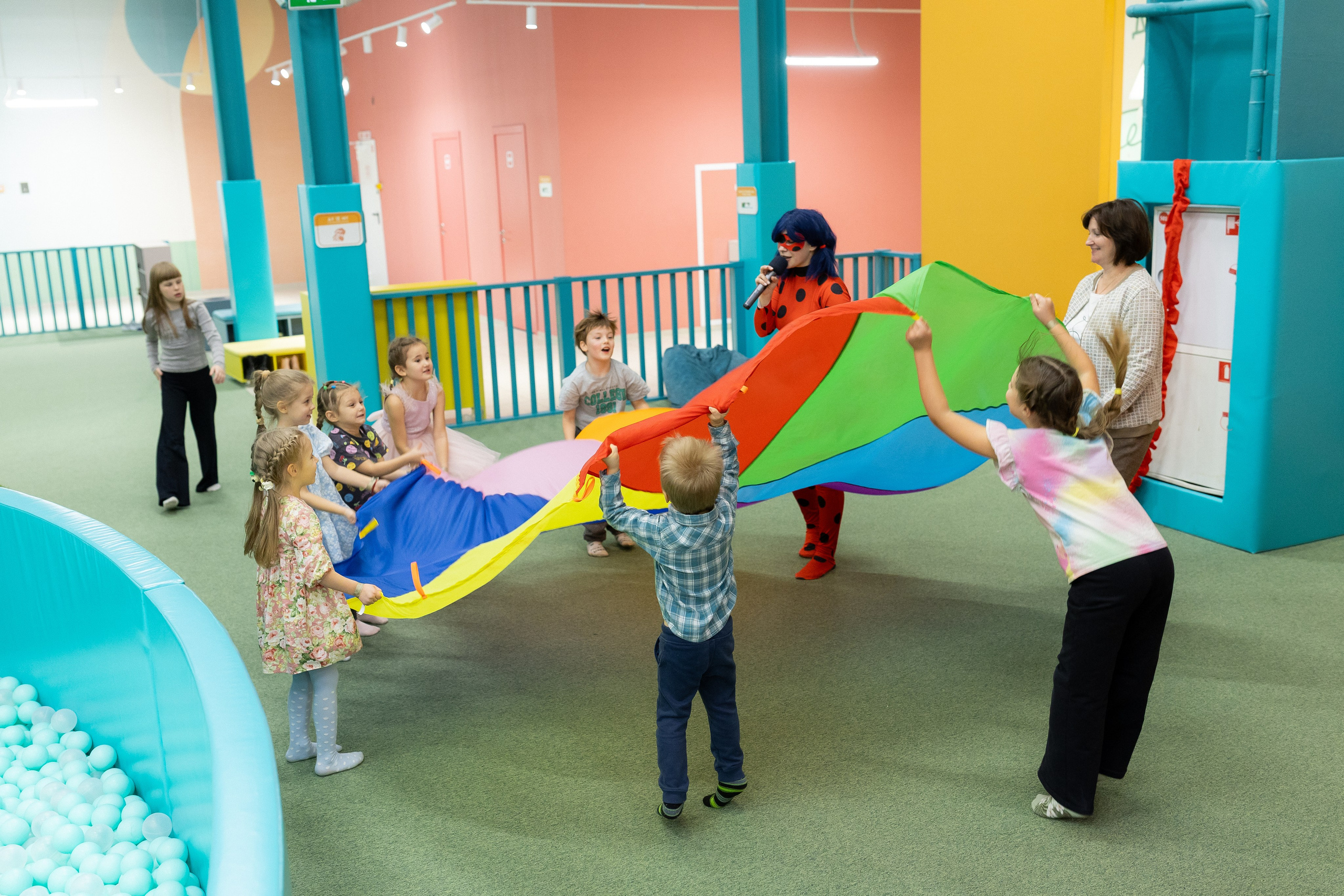День рождения (SuperLand). Семейный фотограф в Волгограде Надежда Головко