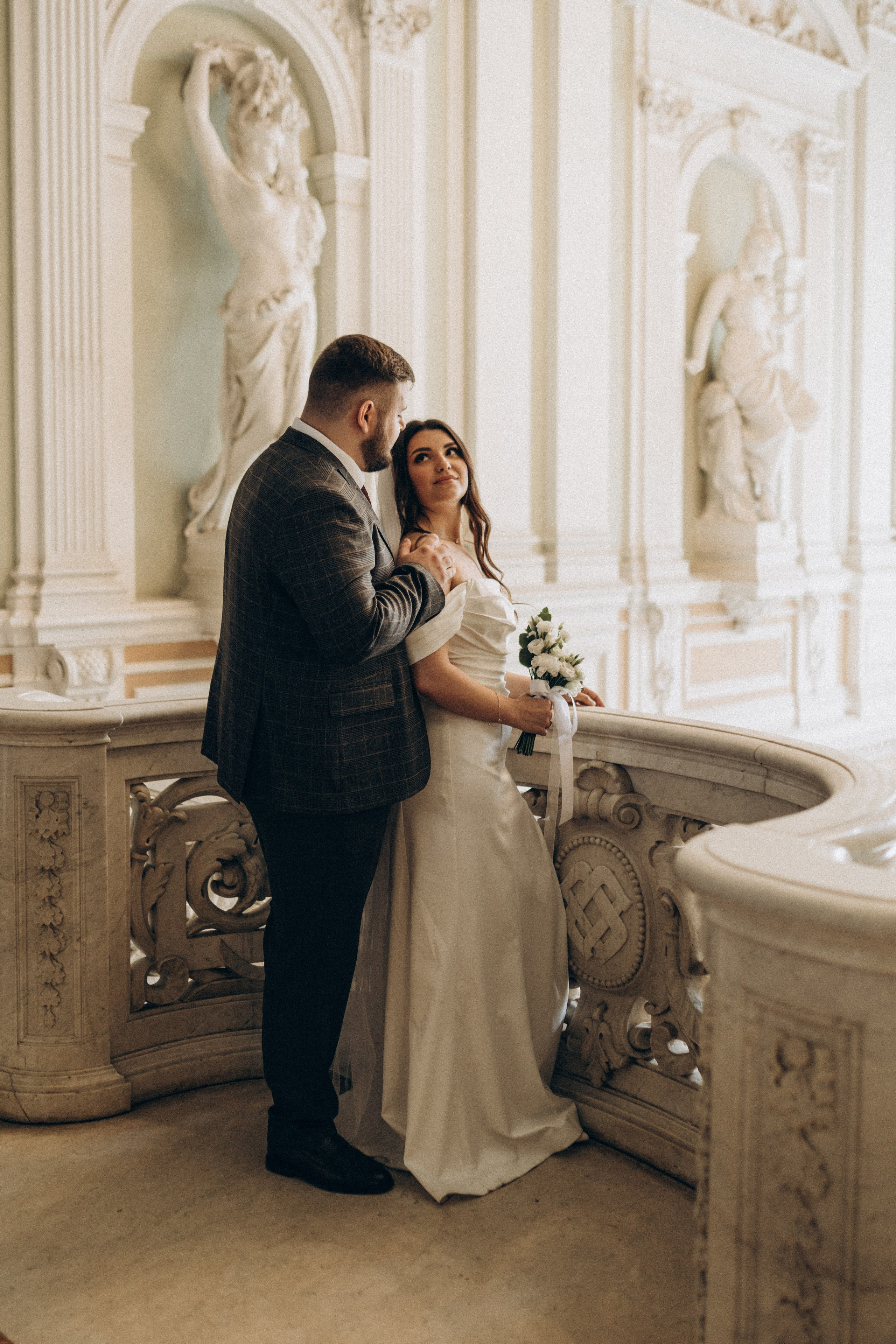 Артем и Регина | Дворец бракосочетания 1. Свадебный и love story фотограф в Санкт-Петербурге