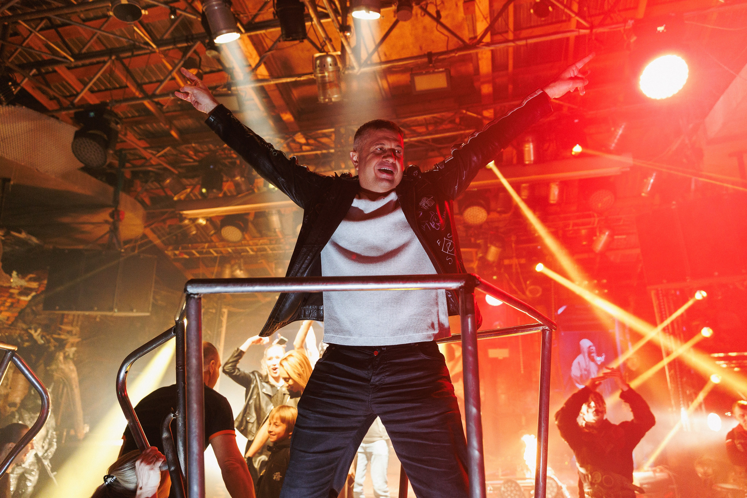 Юбилей в Sexton