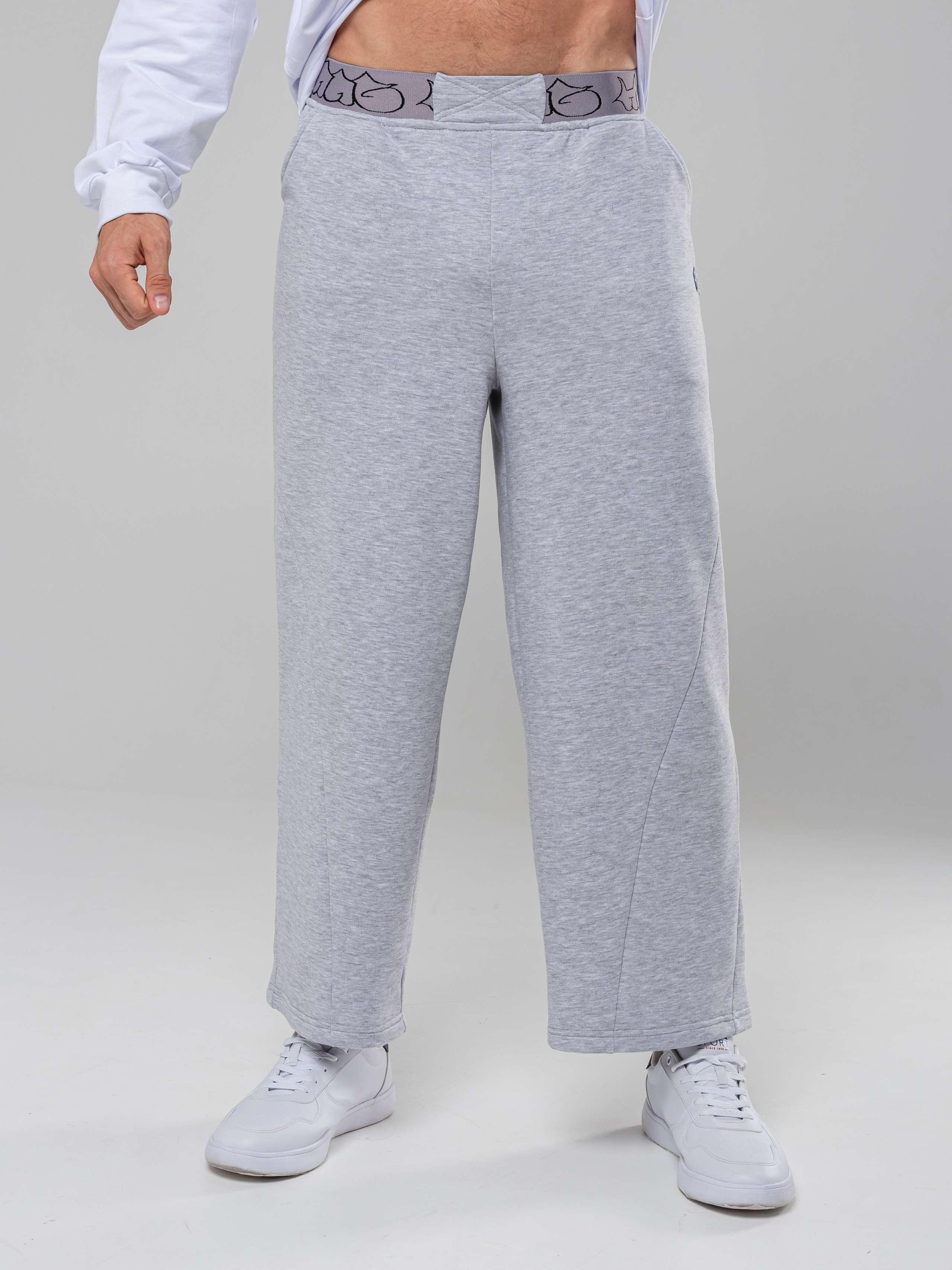 Худи и штаны. Фотограф в Краснодаре Арина Кудряшова