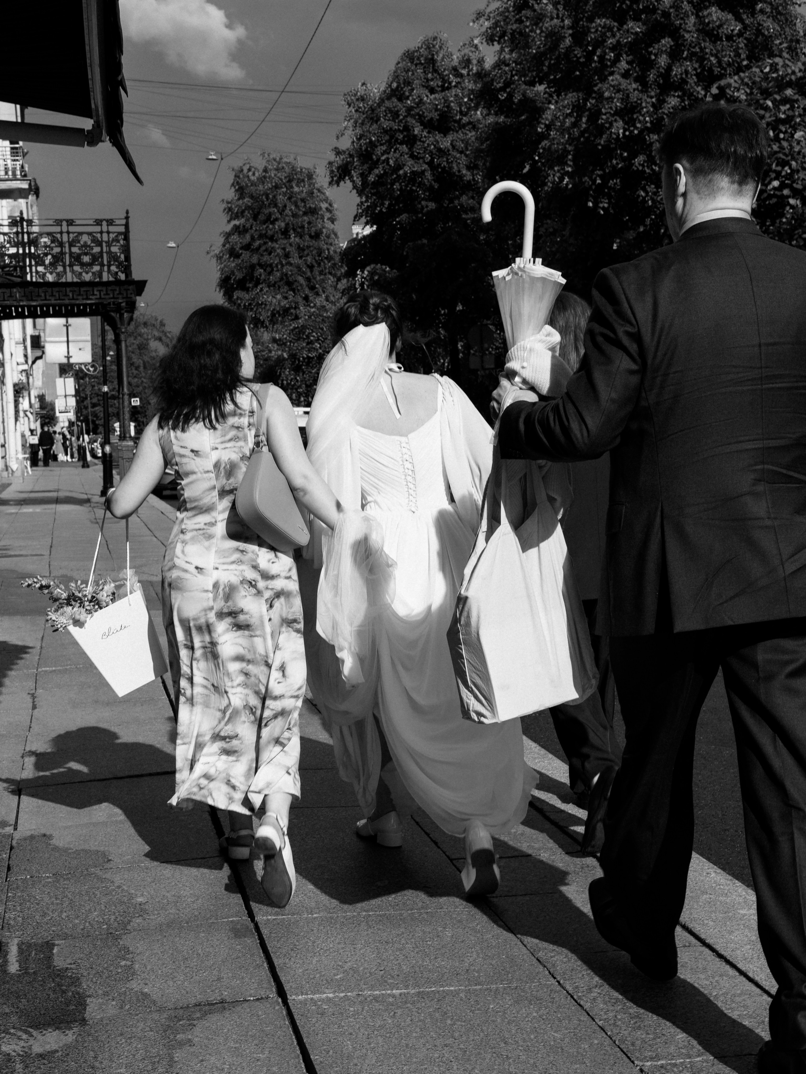 Камерные свадьбы: цифра. Портретный и репортажный фотограф Полина Дё