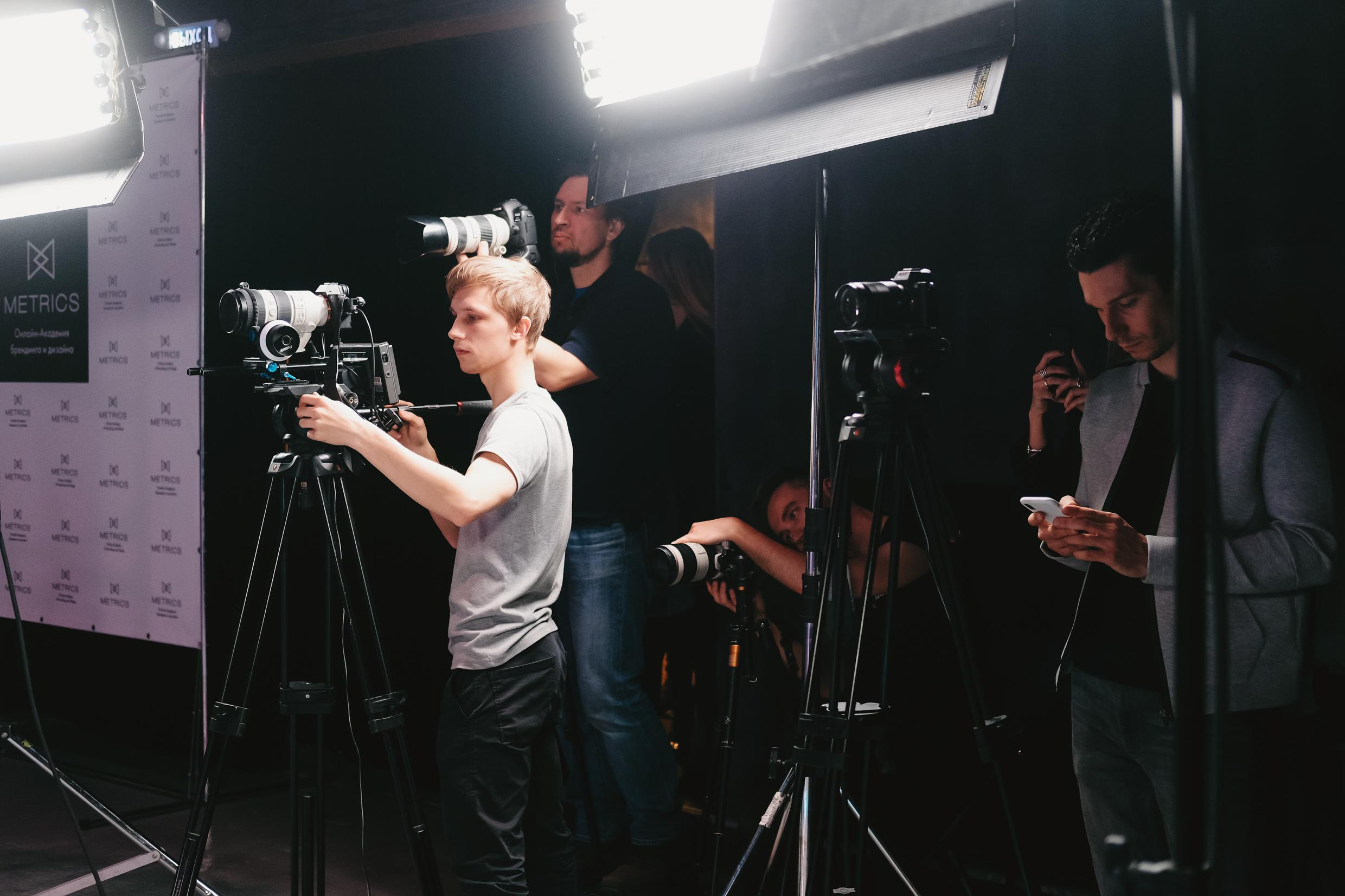 METRICS. Фотограф в Москве Дмитрий Рогов