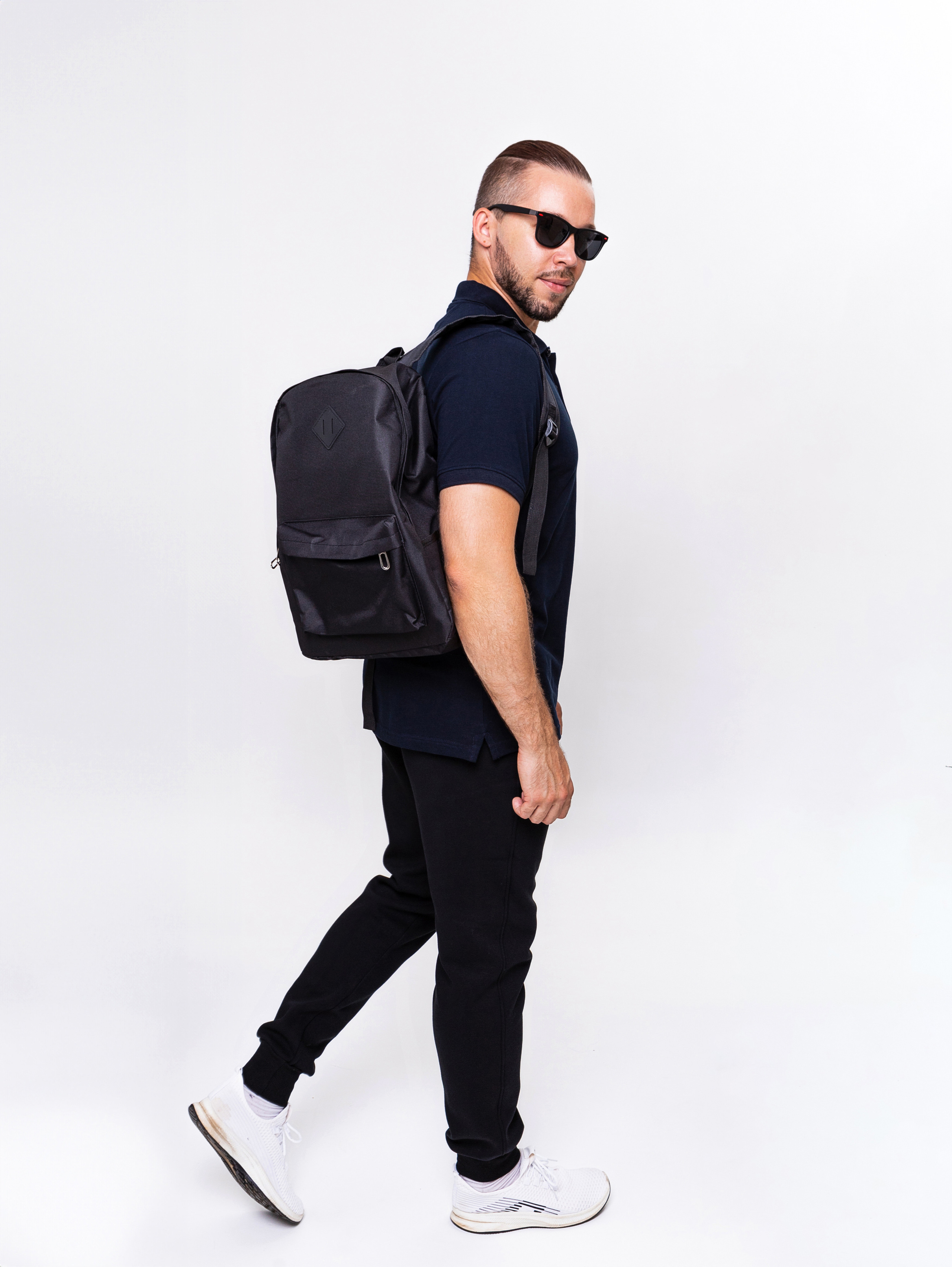 Модельная. Главная