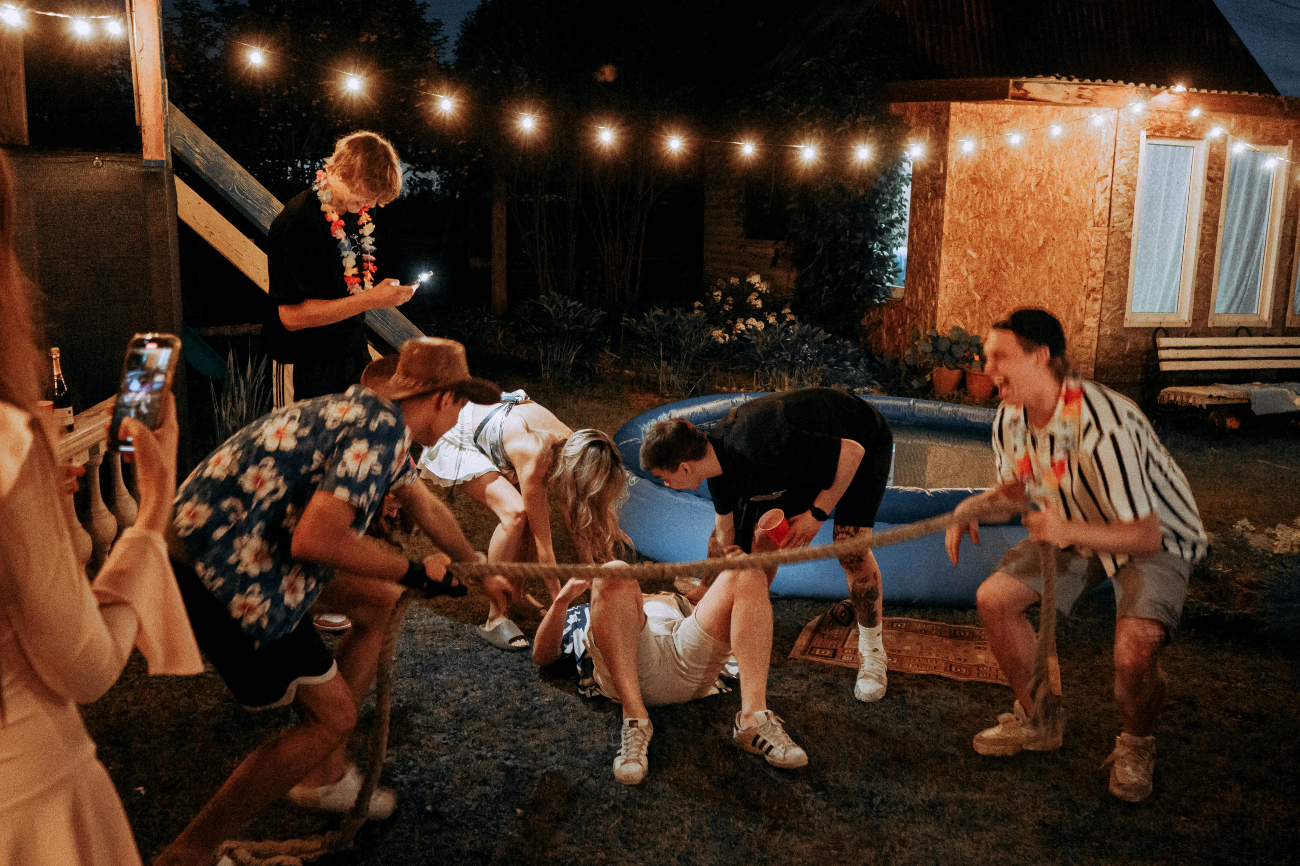 Гавайская вечеринка. Кир Анисин. Режиссер & фотограф