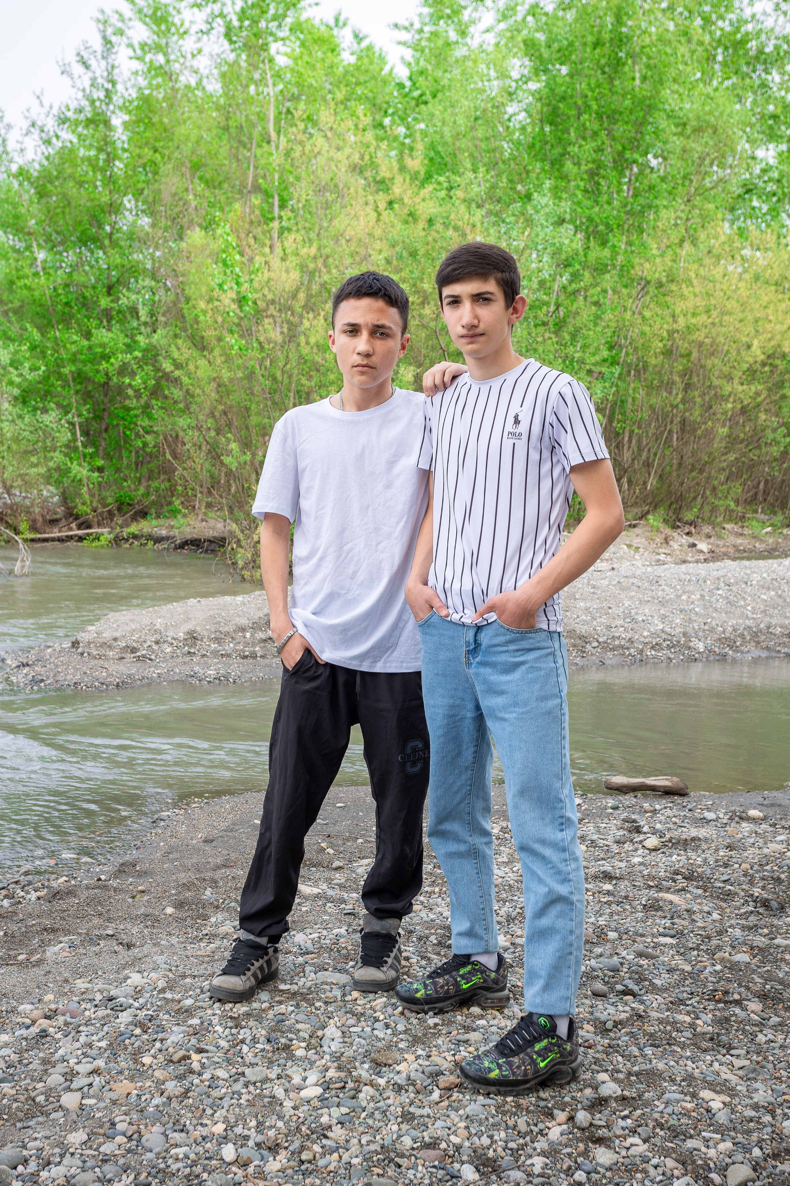 Уличная фотосессия на выпускной альбом. Выпускные альбомы Майкоп, Краснодар Елена Золотарева