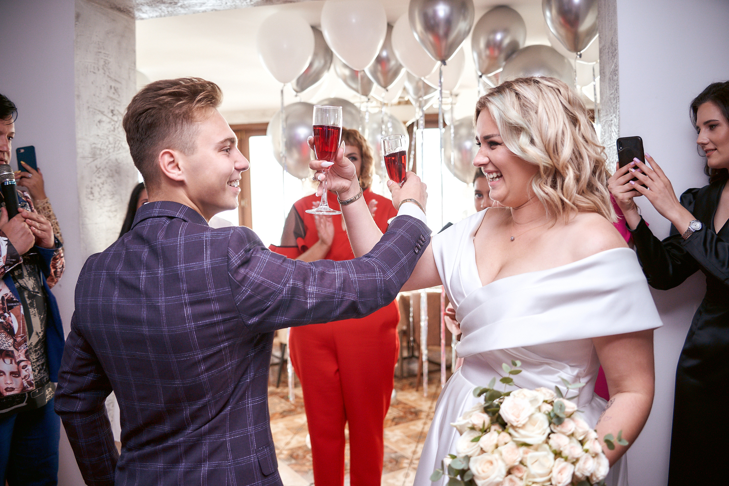 Фотограф на любой праздник в Южно-Сахалинске