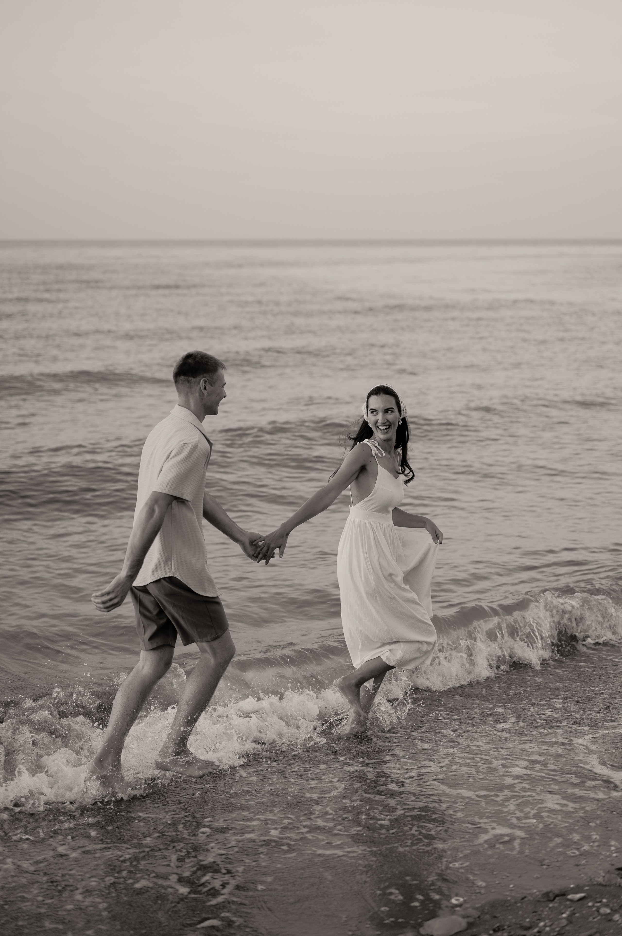 Предсвадебная съёмка на море🌊. Свадебный и семейный фотограф в Краснодаре Алина Мельник