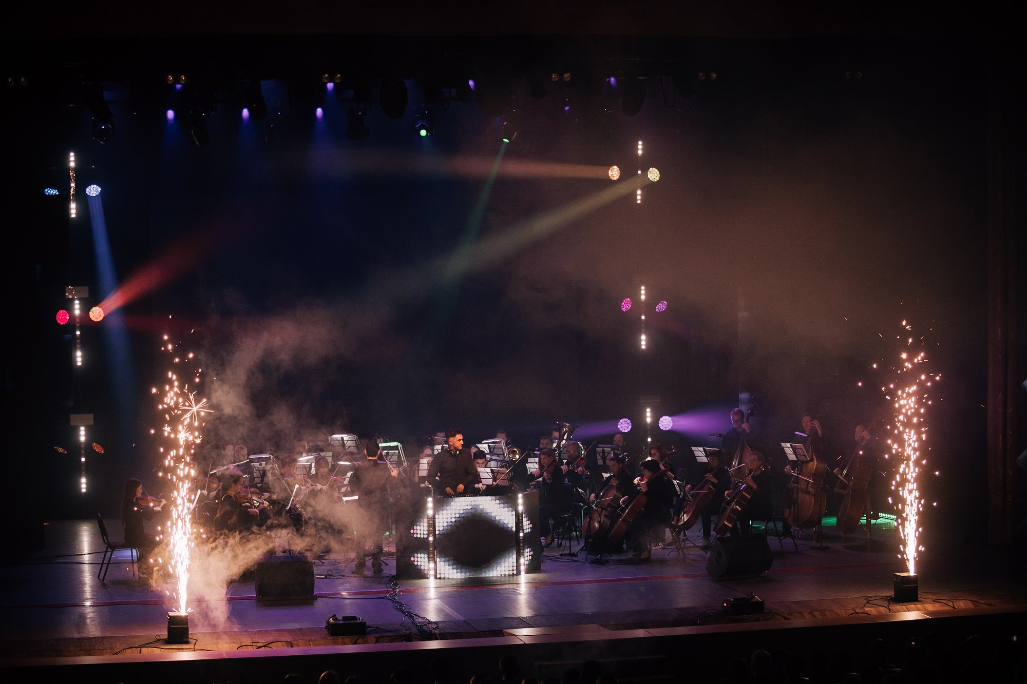 Концерт DJ Илья First. Свадебный фотограф Челябинск, Екатеринбург, Курган — Виктор Слуднов