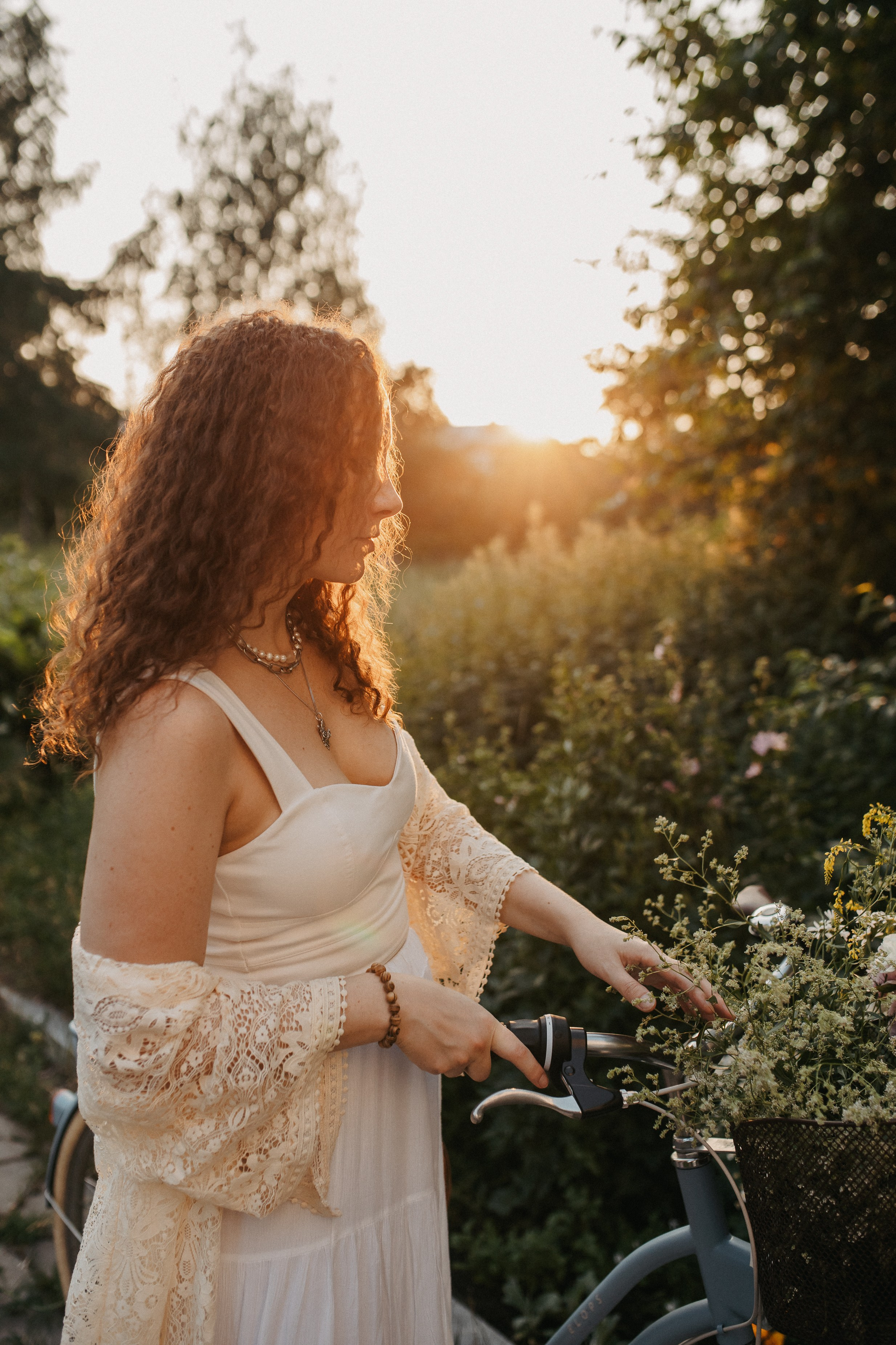 Света с велом. Семейный фотограф Трусова Евгения в Екатеринбурге
