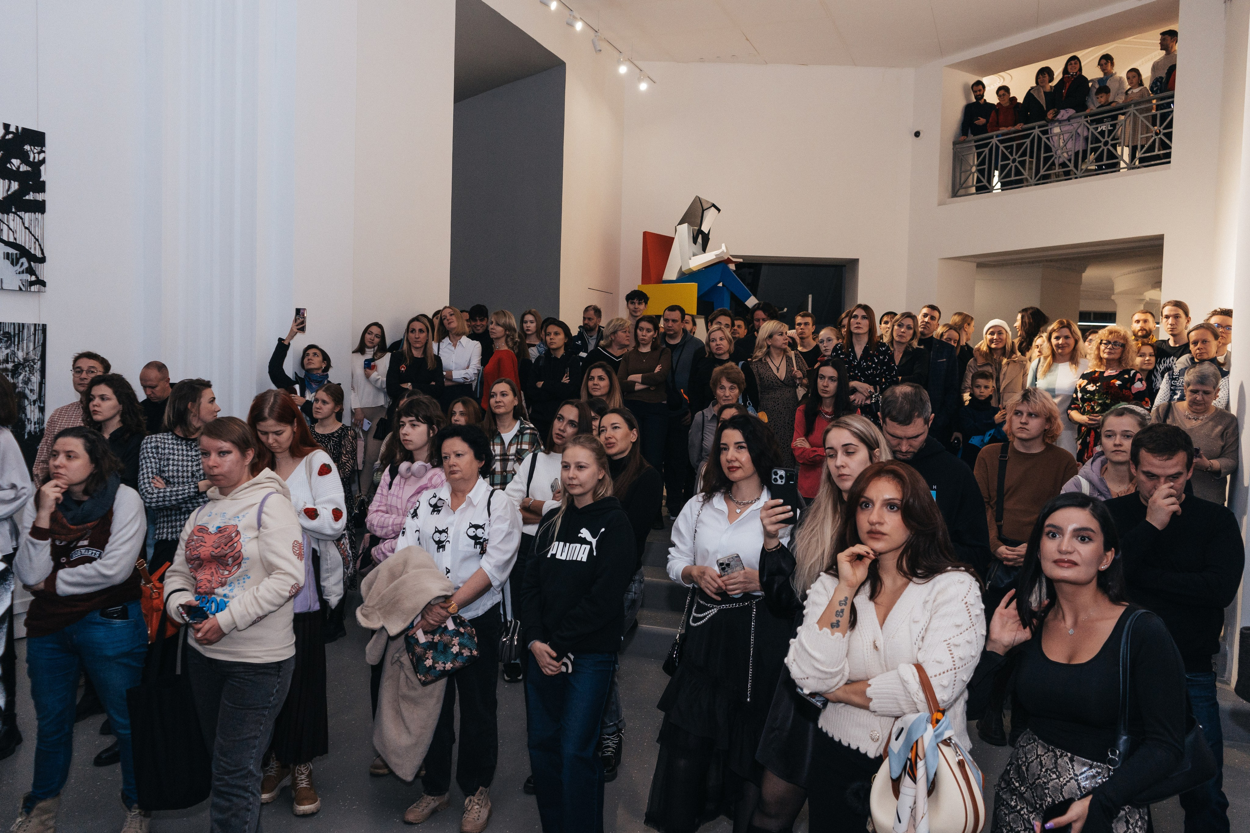 Выставка Юрия Литарова. Всё рождается. Всё продолжается. Портретный фотограф Нижний Новгород