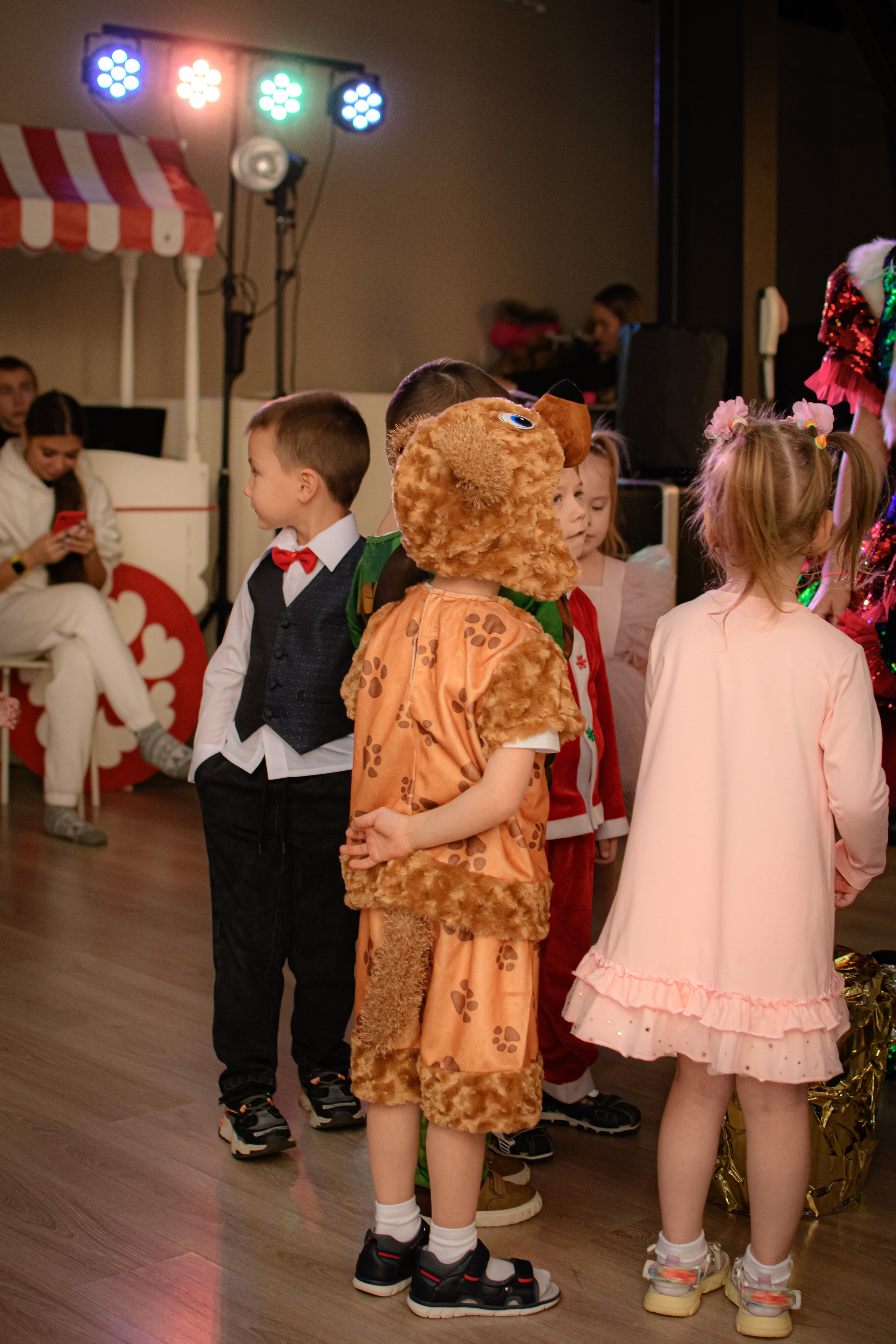 HAPPY NEW YEAR. Photokarish