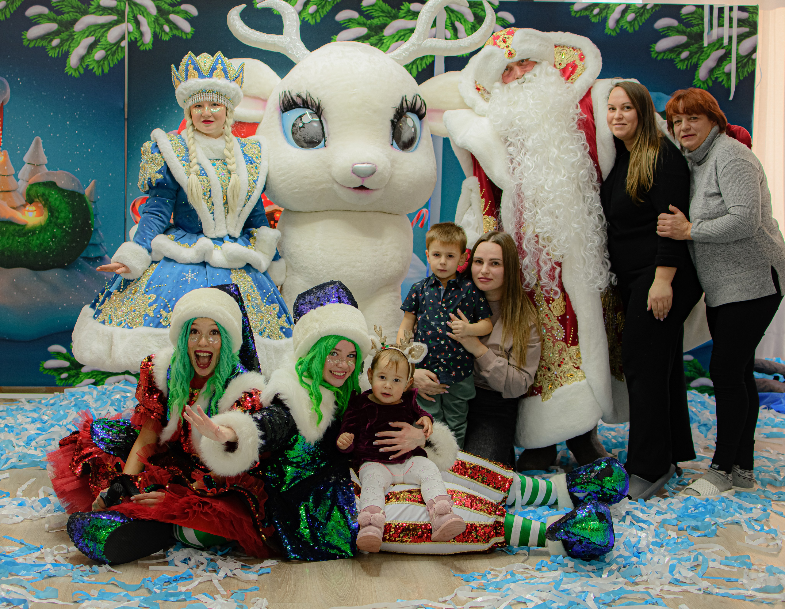 HAPPY NEW YEAR. Photokarish