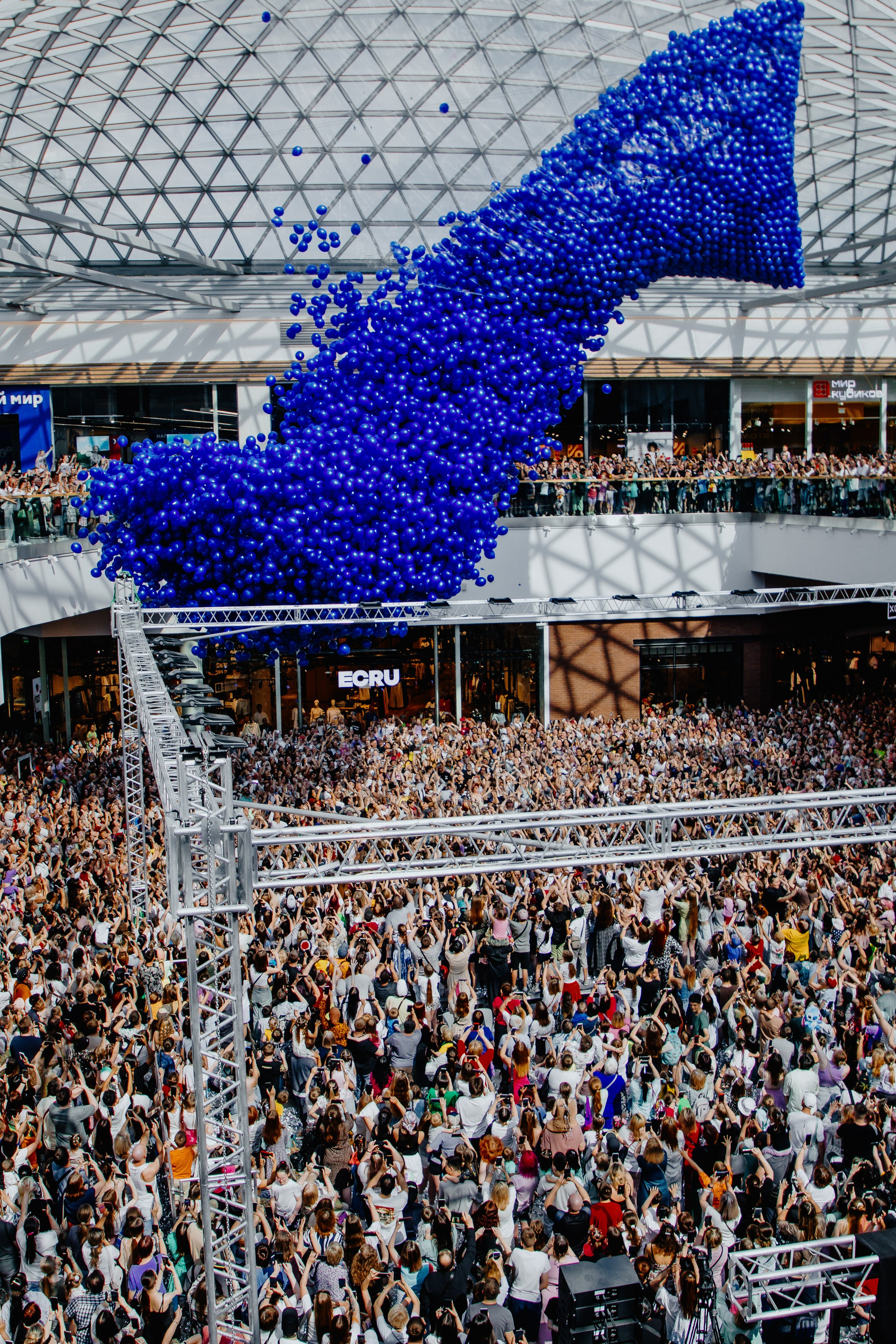 День рождения Veermall / Олег Майами & Ираклий. ФОТОГРАФ ЕКАТЕРИНБУРГ