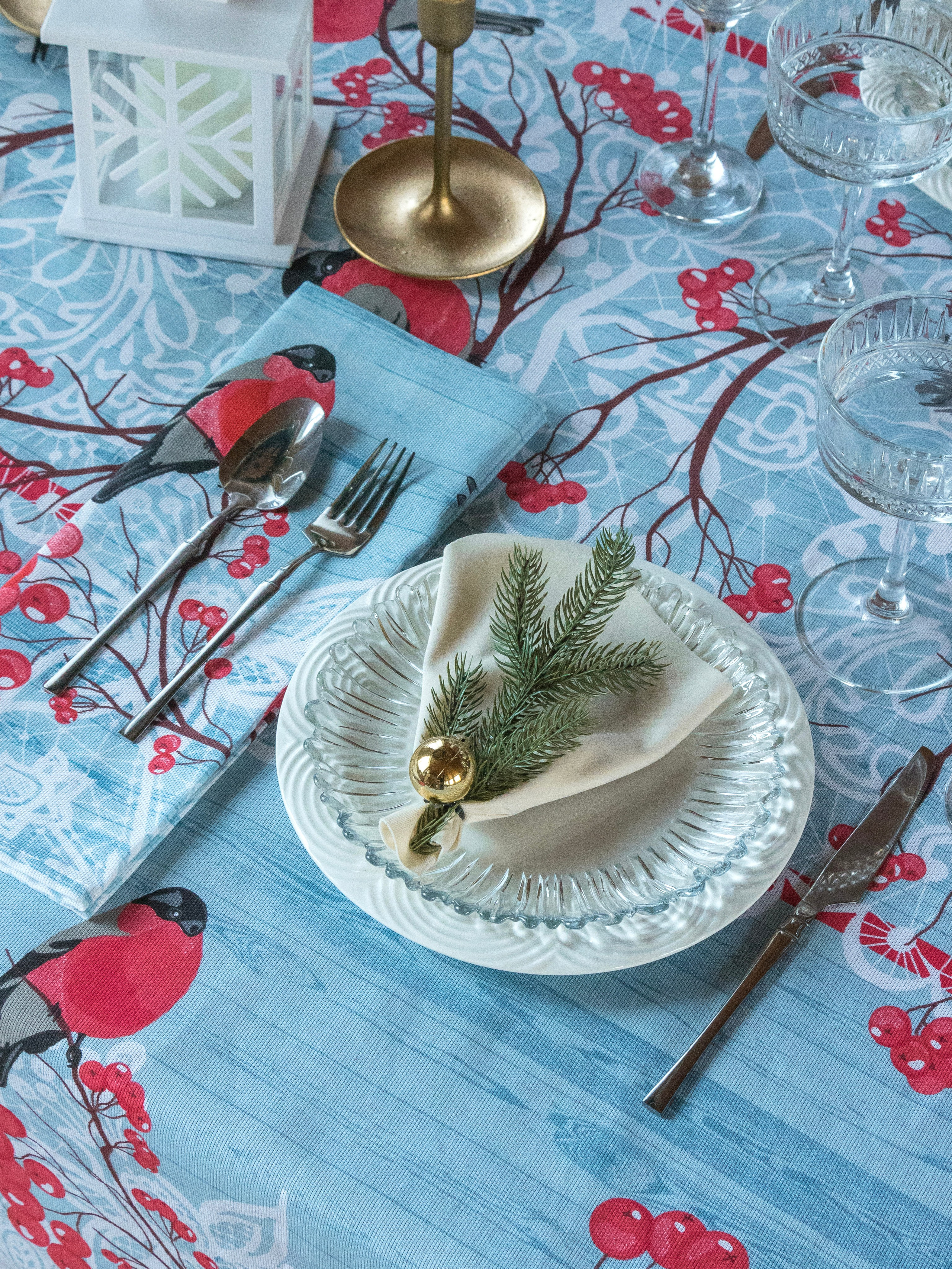 Скатерть новогодняя. Фотостудия для Wildberries Ozon