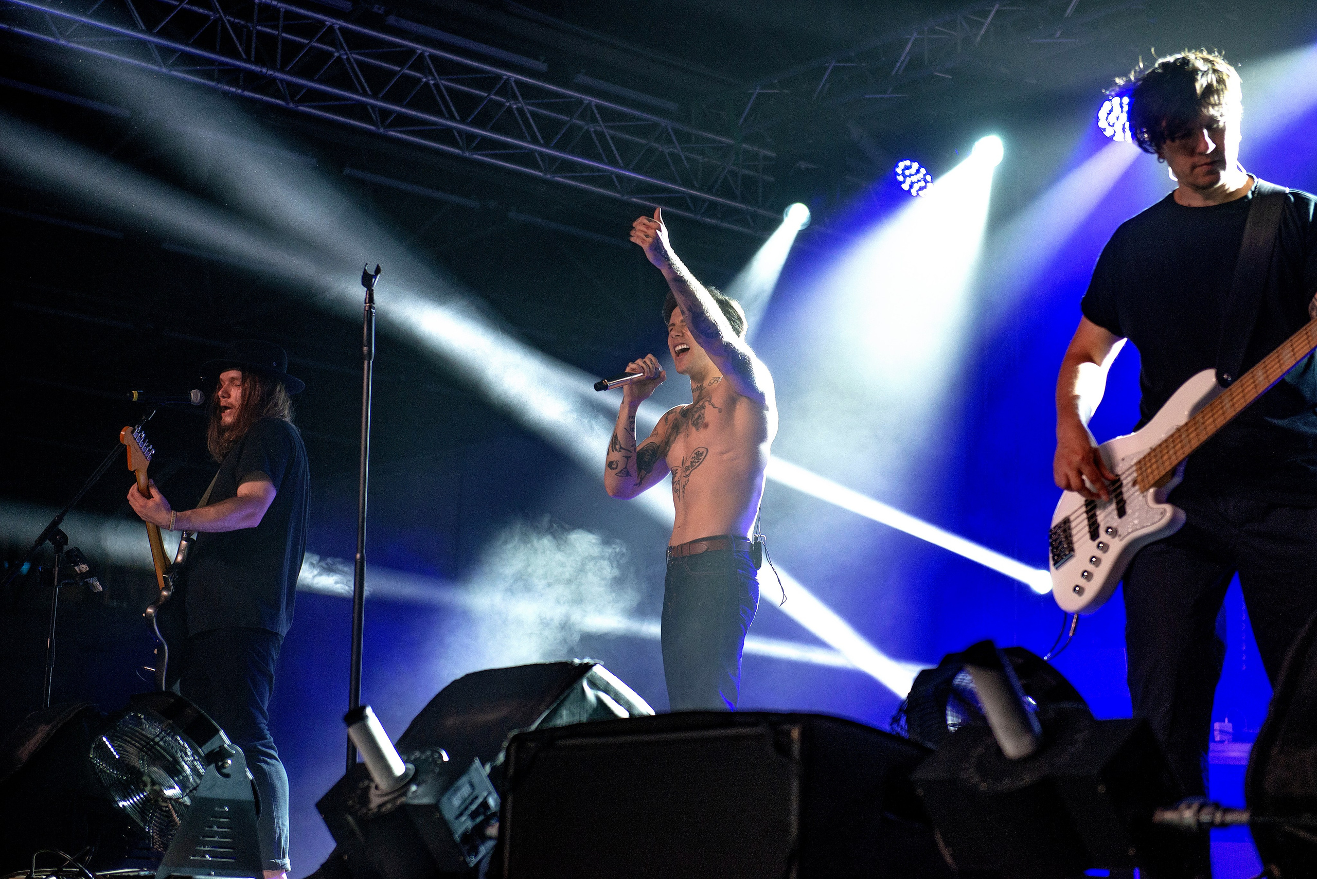 Концерт Хolidayboy. Школьный, фэшн фотограф в Тюмени и в России Ирина Королева