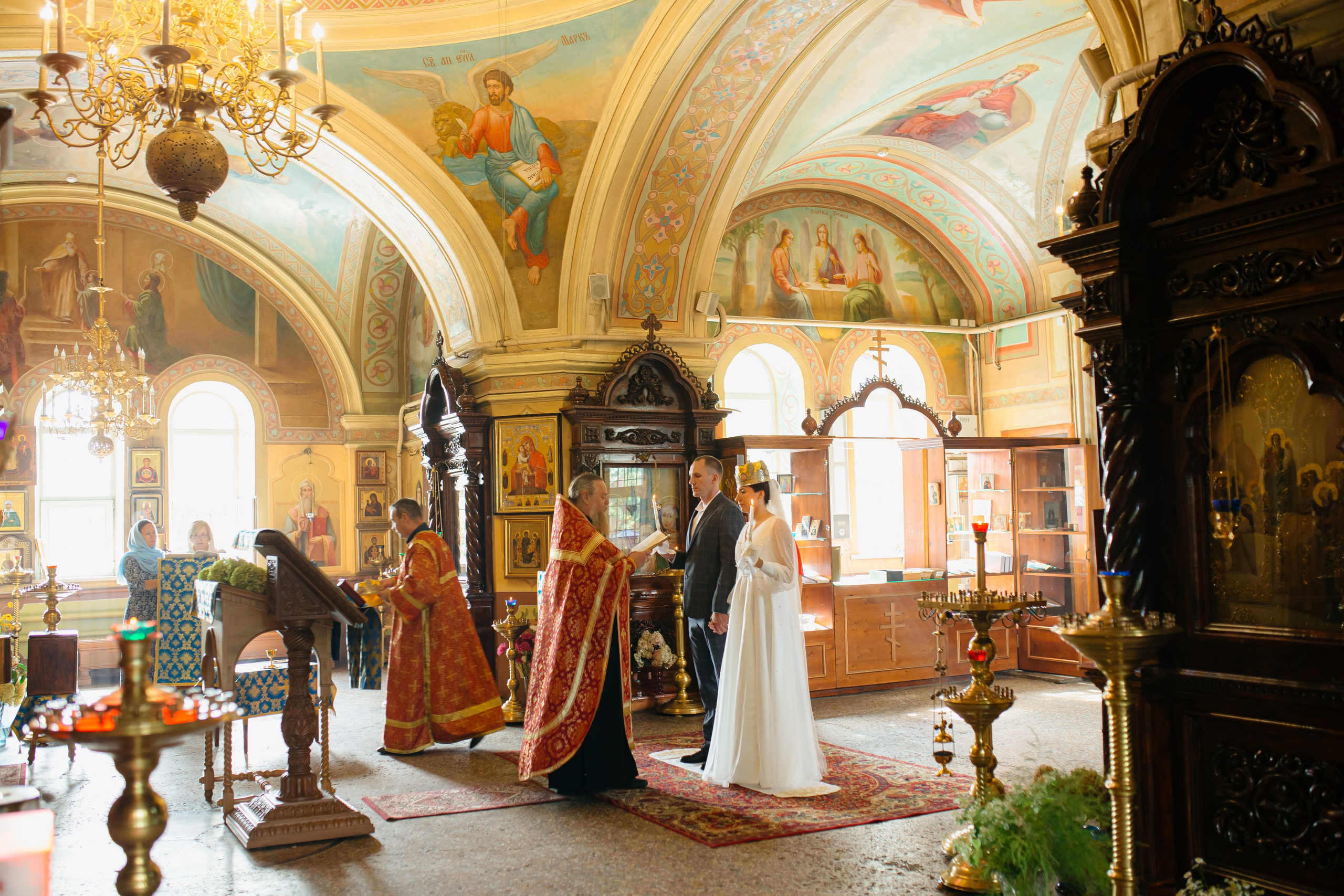 Церковь Покрова Пресвятой Богородицы в Осеченках г. Раменское. Свадебный и семейный фотограф