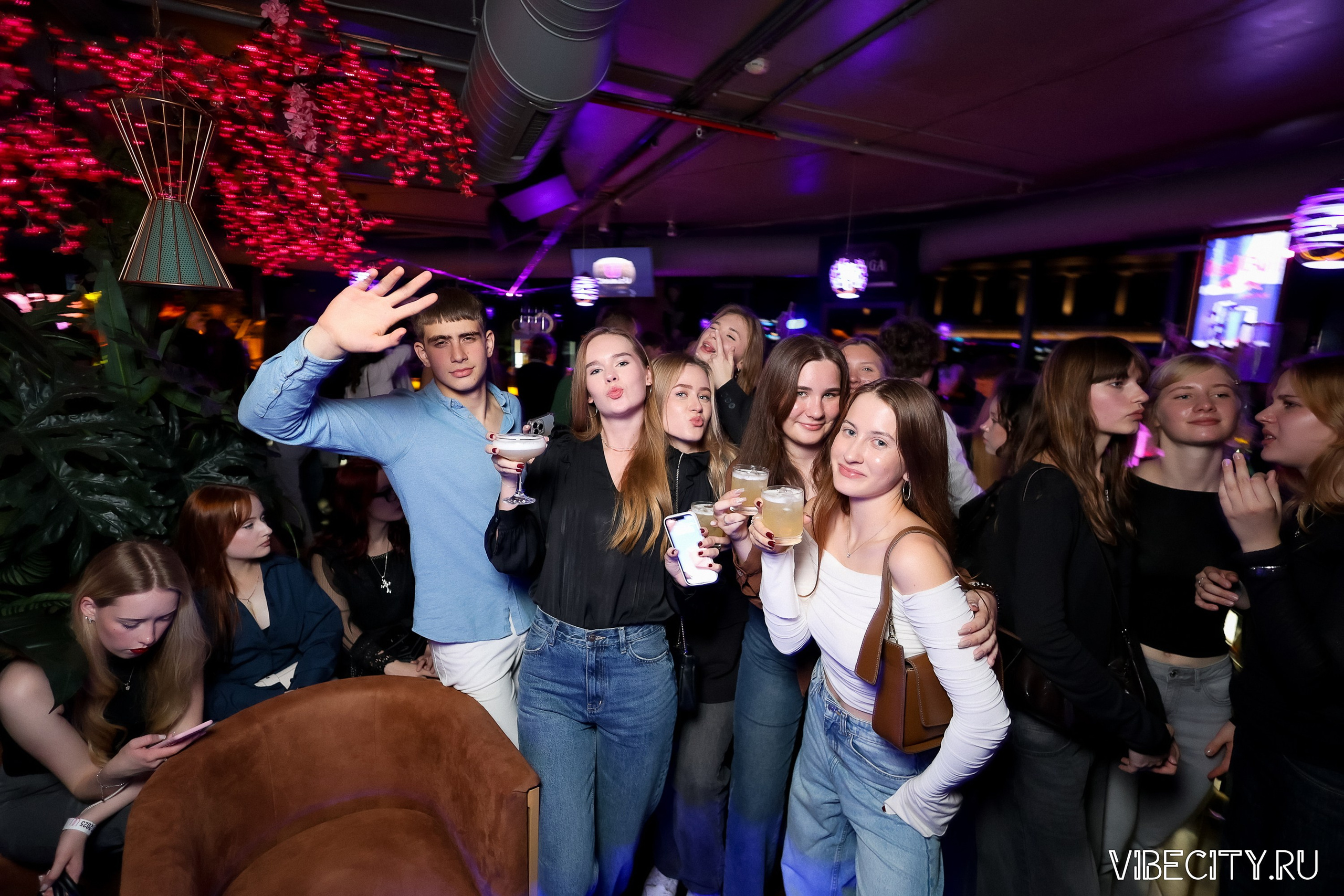 DOUBLE U. VIBECITY.RU Вайб Сити Ру Фоторепортажи Фотоотчеты Калининград