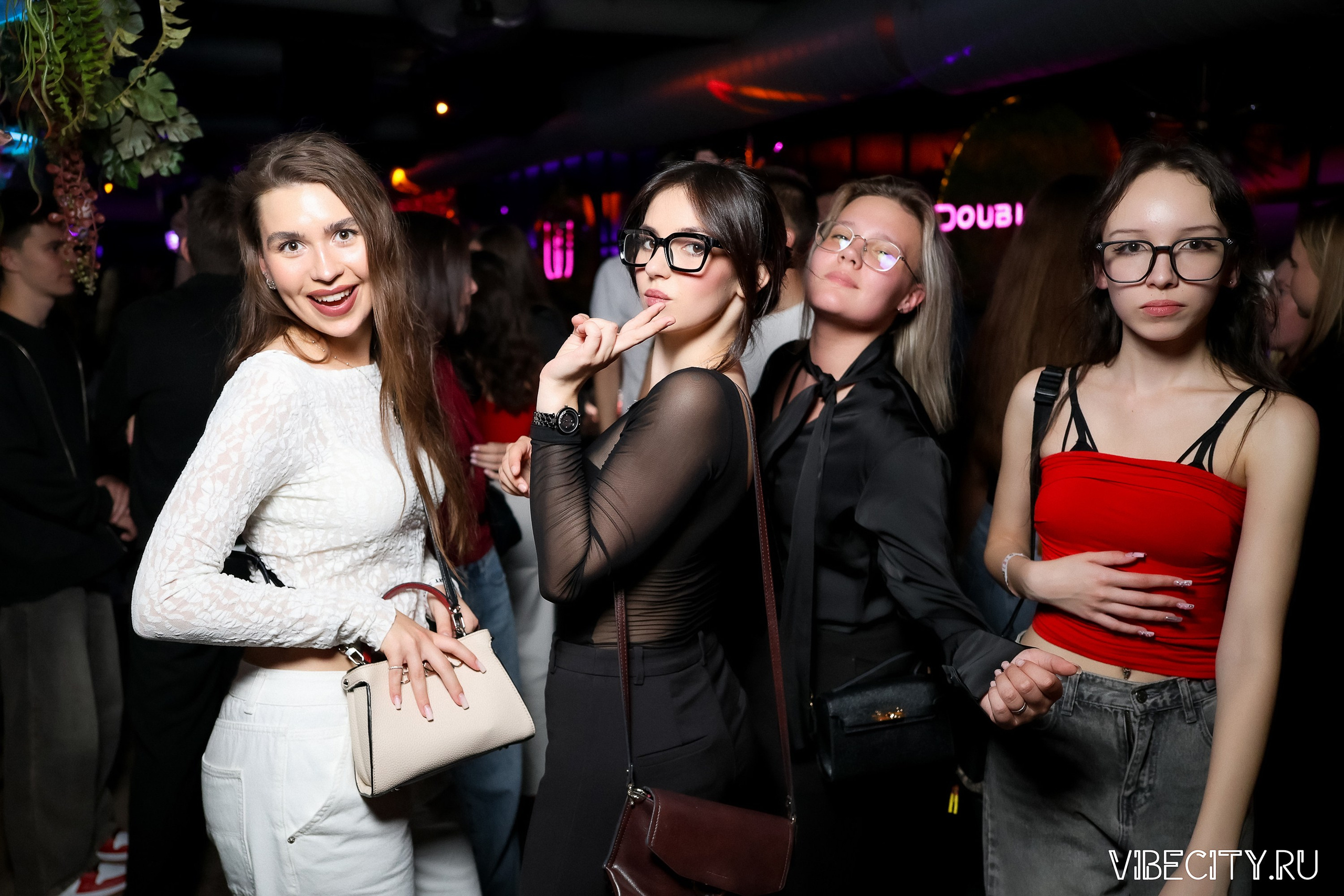 DOUBLE U. VIBECITY.RU Вайб Сити Ру Фоторепортажи Фотоотчеты Калининград