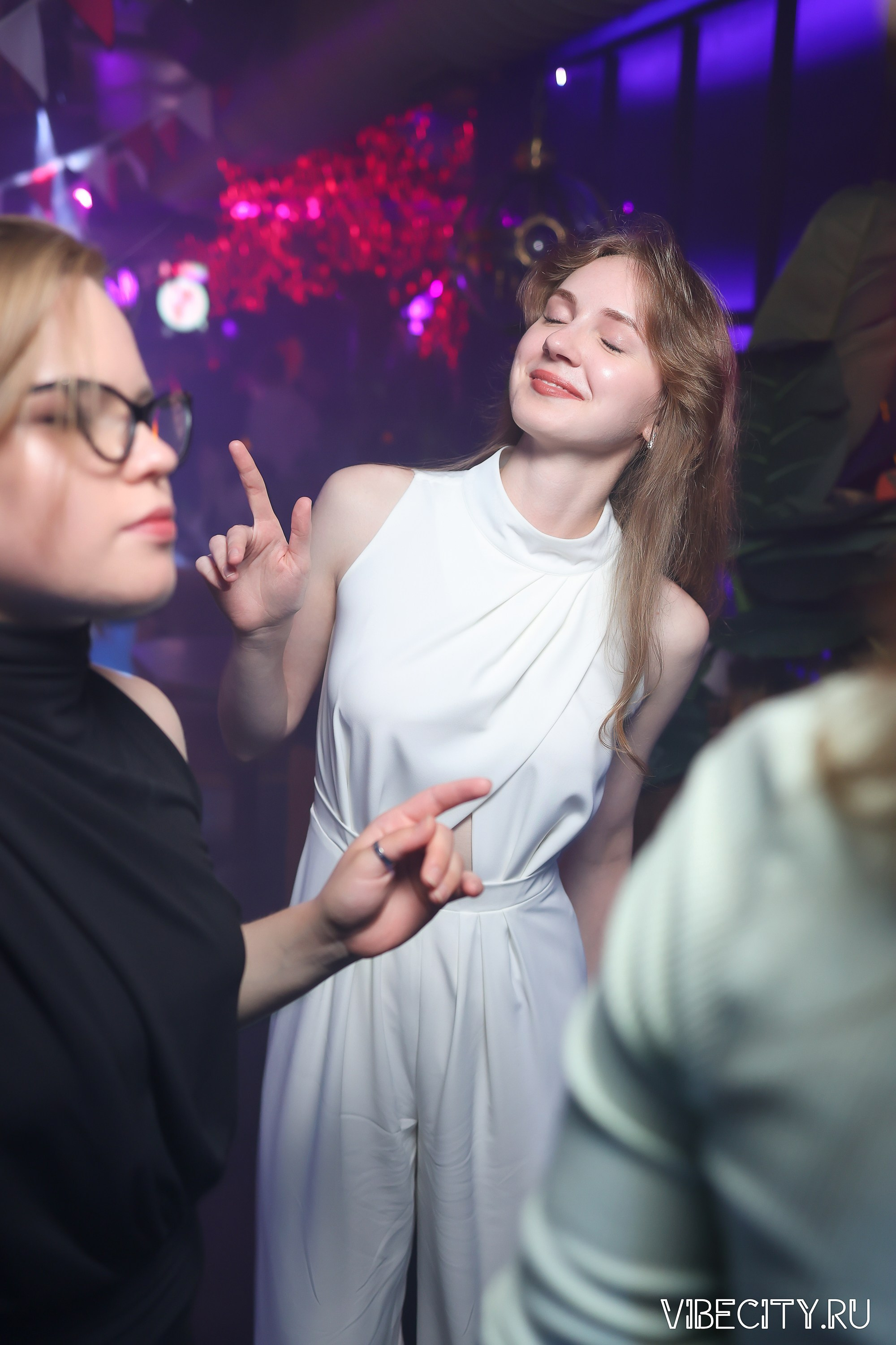 DOUBLE U. VIBECITY.RU Вайб Сити Ру Фоторепортажи Фотоотчеты Калининград