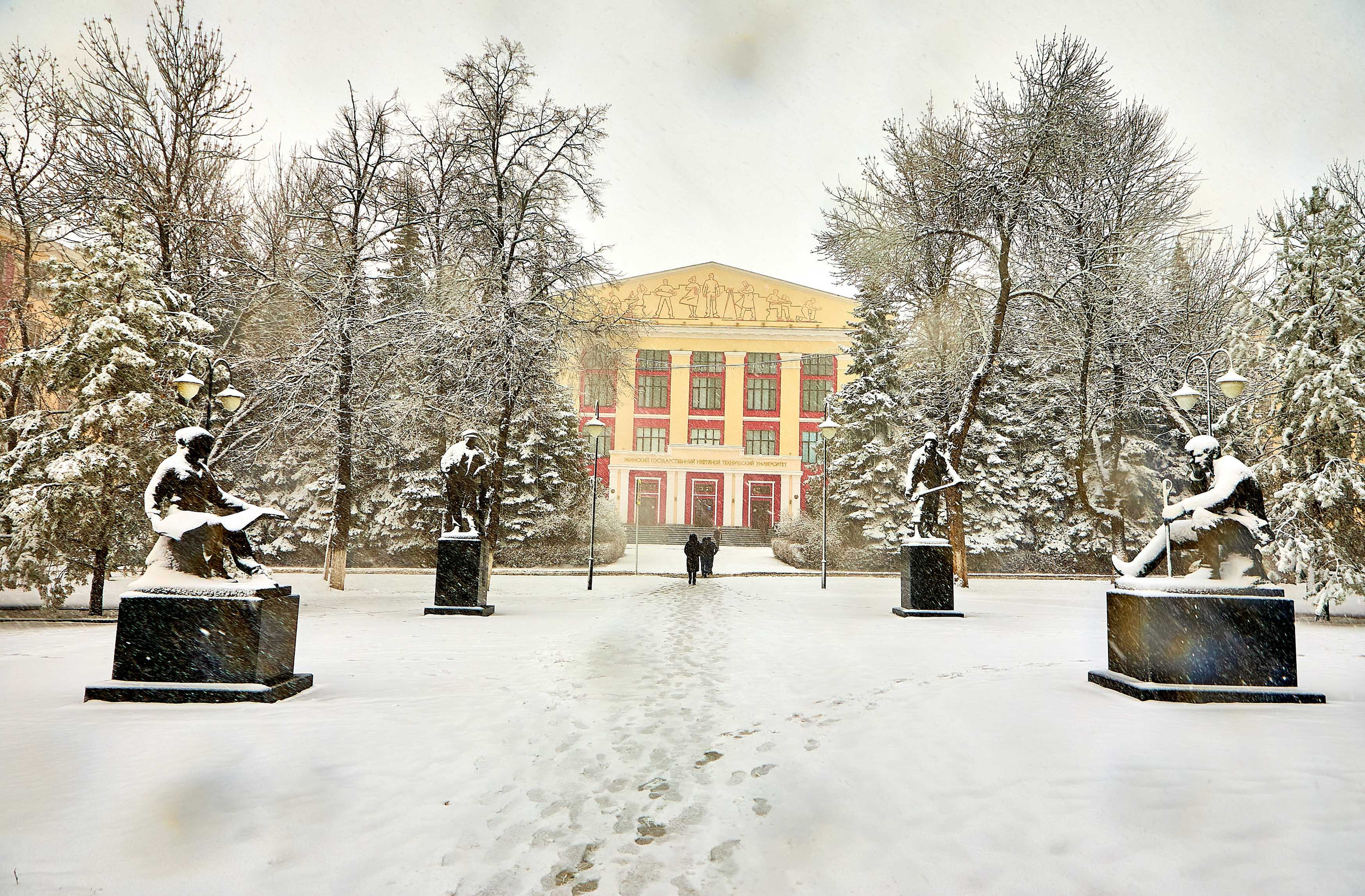 Видовые фото УГНТУ. УГНТУ — Ведущий нефтегазовый вуз России