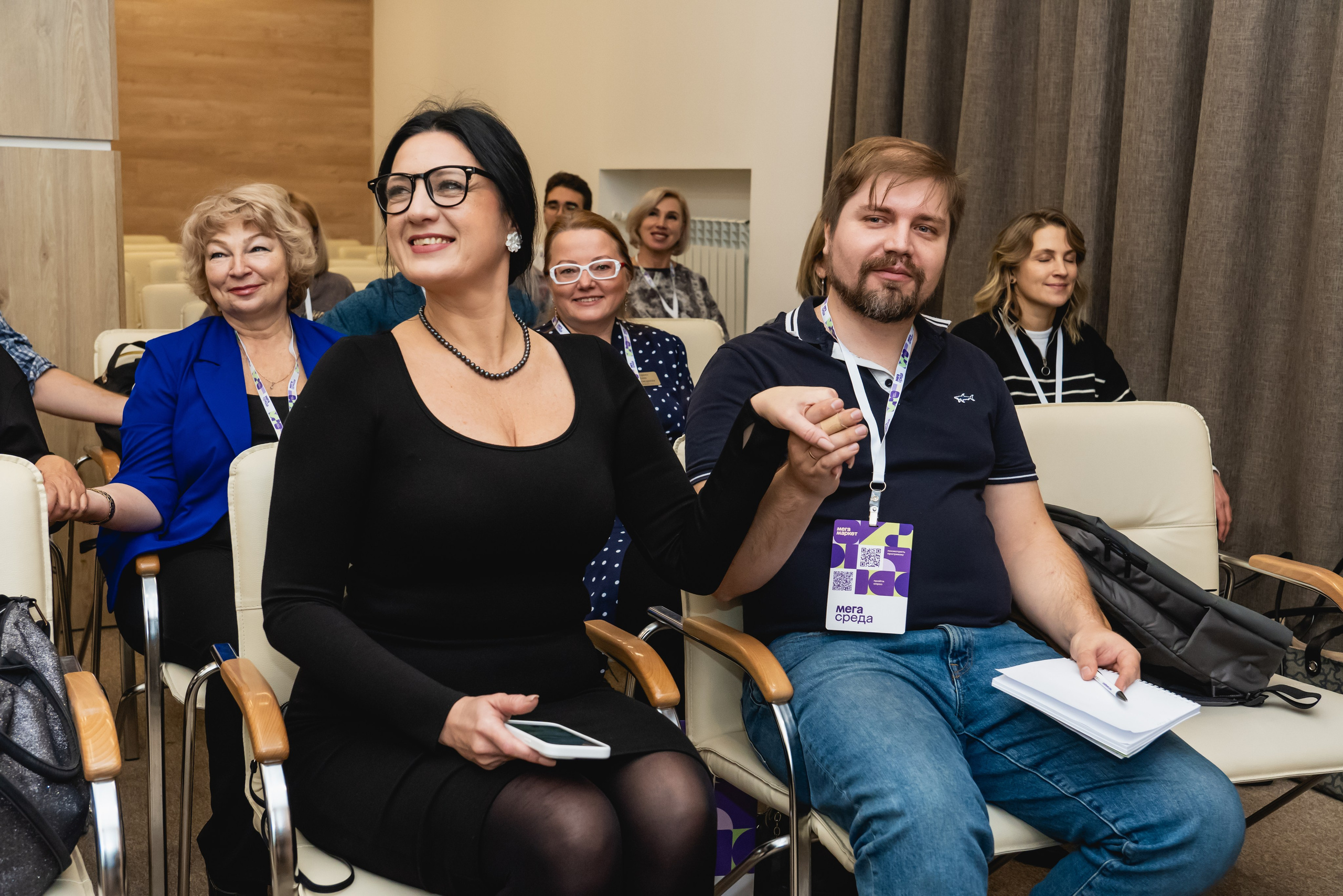 Мегасреда. Занимаюсь профессиональной фотографией и живу рядом с Байкалом. Работаю в разных жанрах