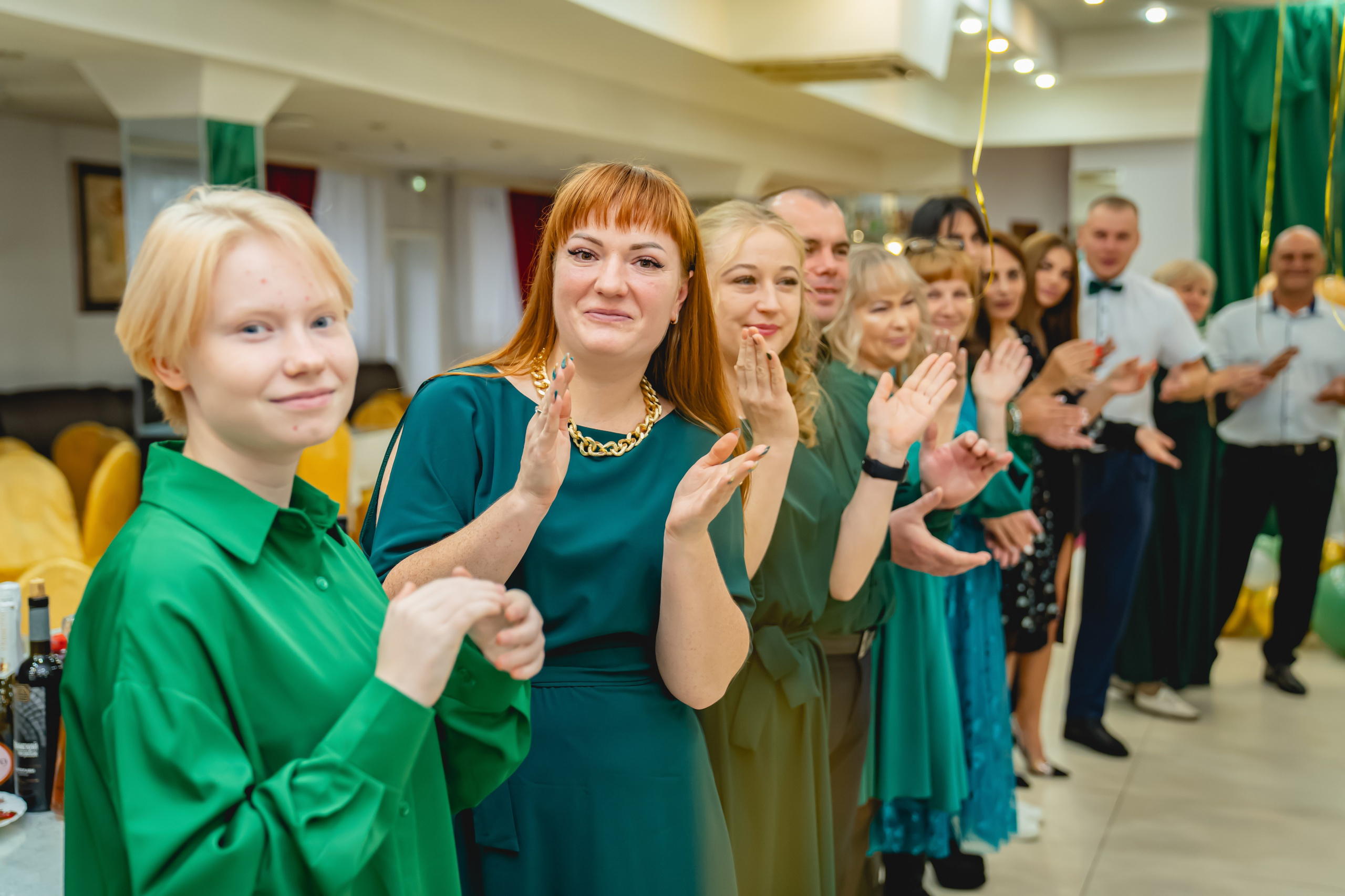 Осенняя Свадьба 2024. Занимаюсь профессиональной фотографией и живу рядом с Байкалом. Работаю в разных жанрах