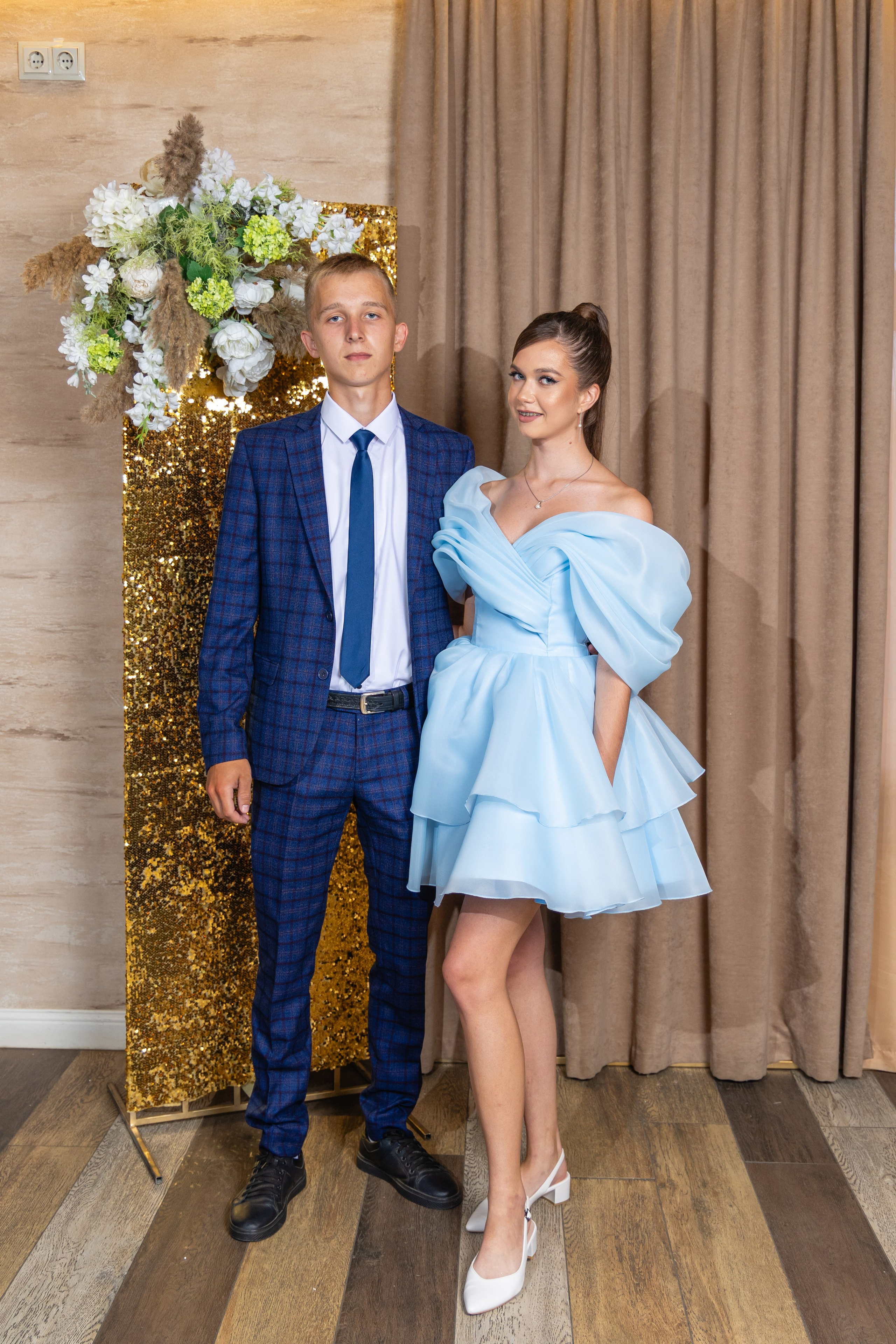 Выпускной в школе. Школьный фотограф Саратов Золотарь Ольга