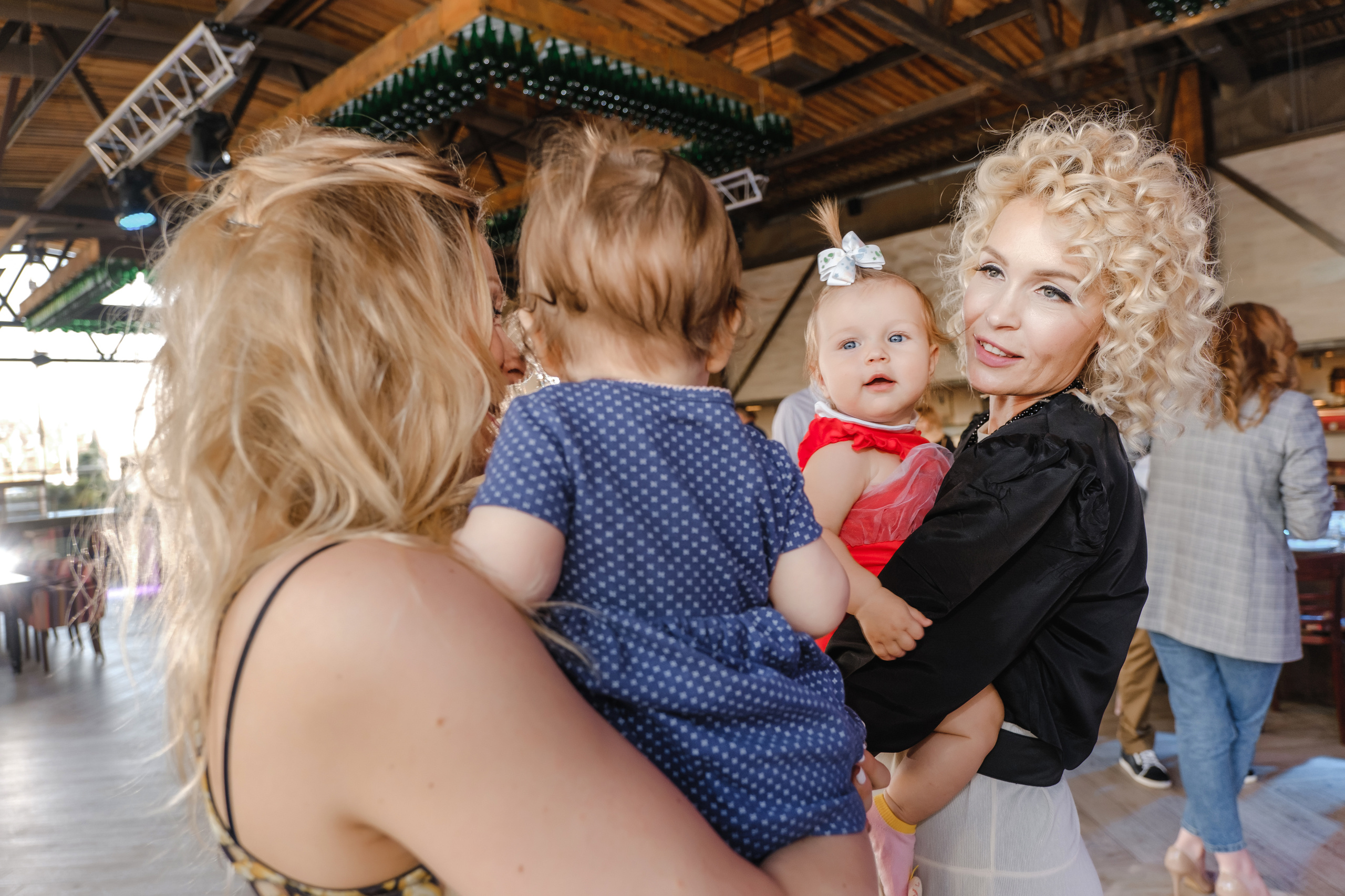 В стиле 90-х. Свадебный и семейный фотограф Ксения Ржевская (Митрохина)