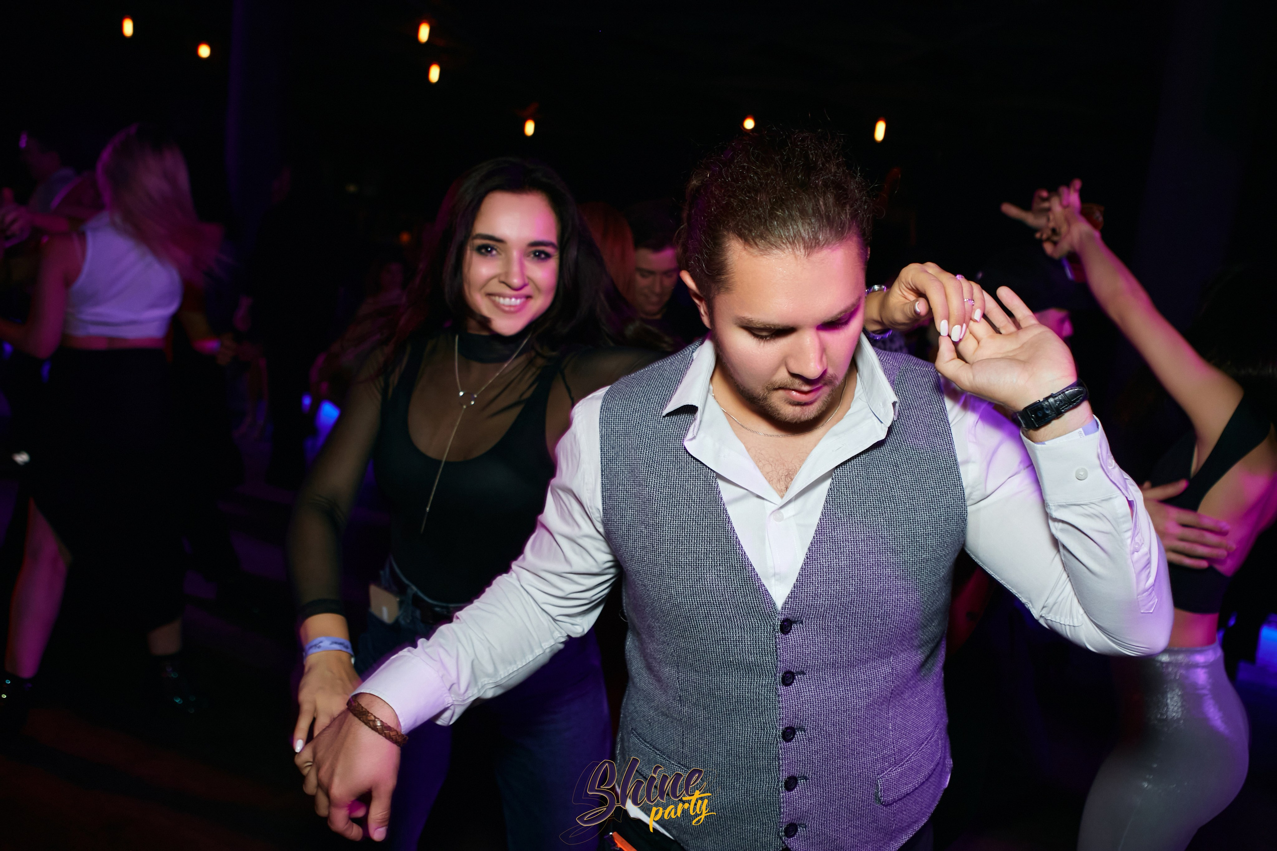 Shine party bachata. Свадебный фотограф