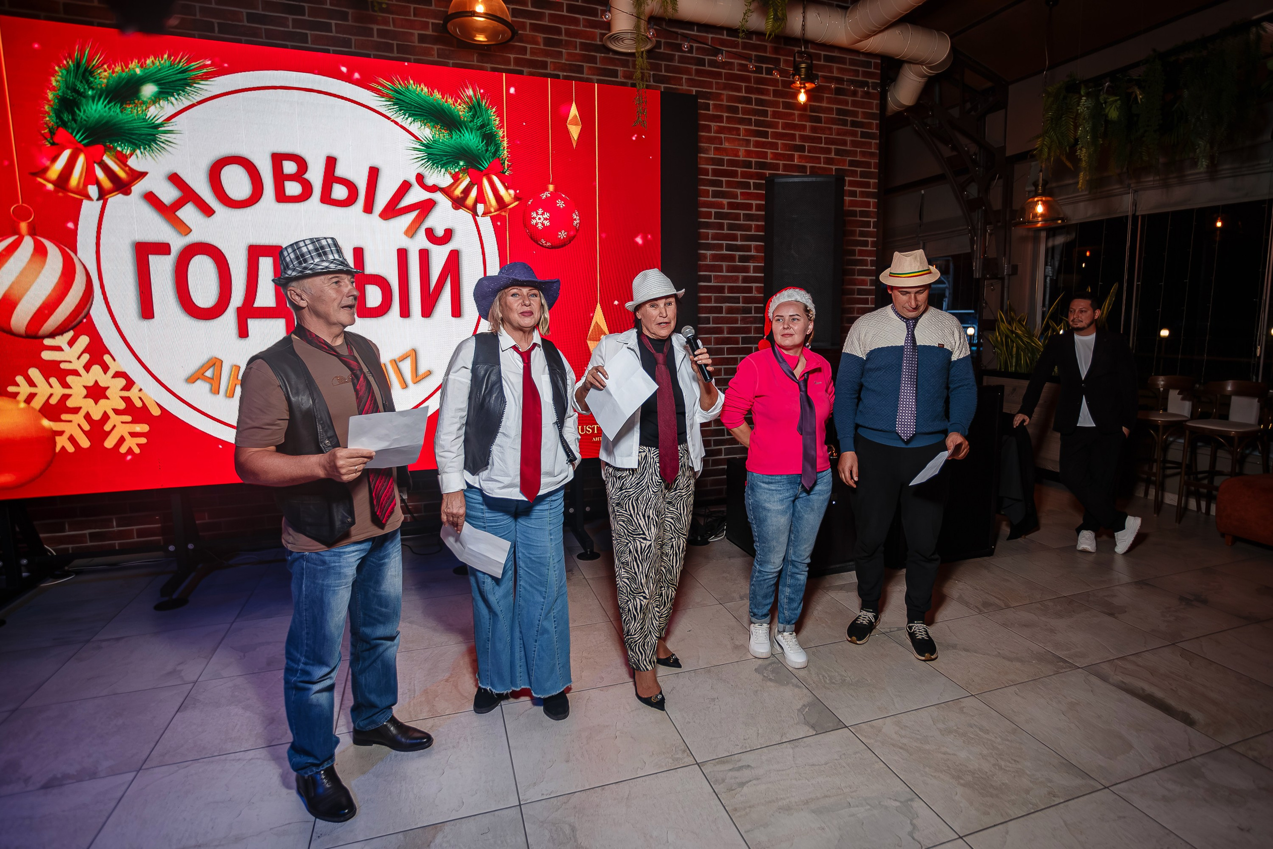 Новый годный АнтиКвиз_Palmira Palace_Ялта_15.12.2024. Аминов Руслан | Фотограф