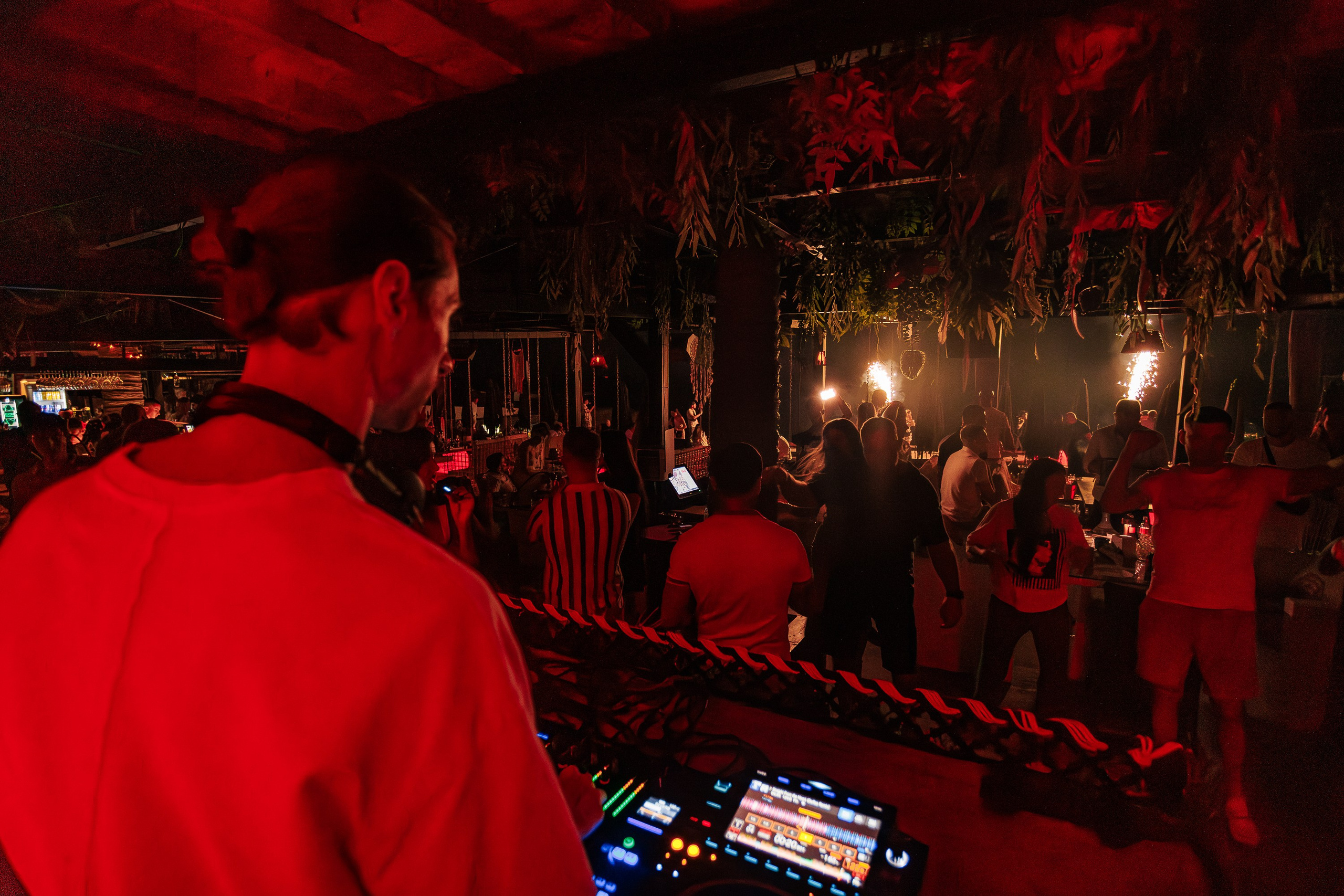 9 лет «Чайке на пляже» ОЛЬГА БУЗОВА_Ялта_9.08.2025 г. Аминов Руслан | Фотограф