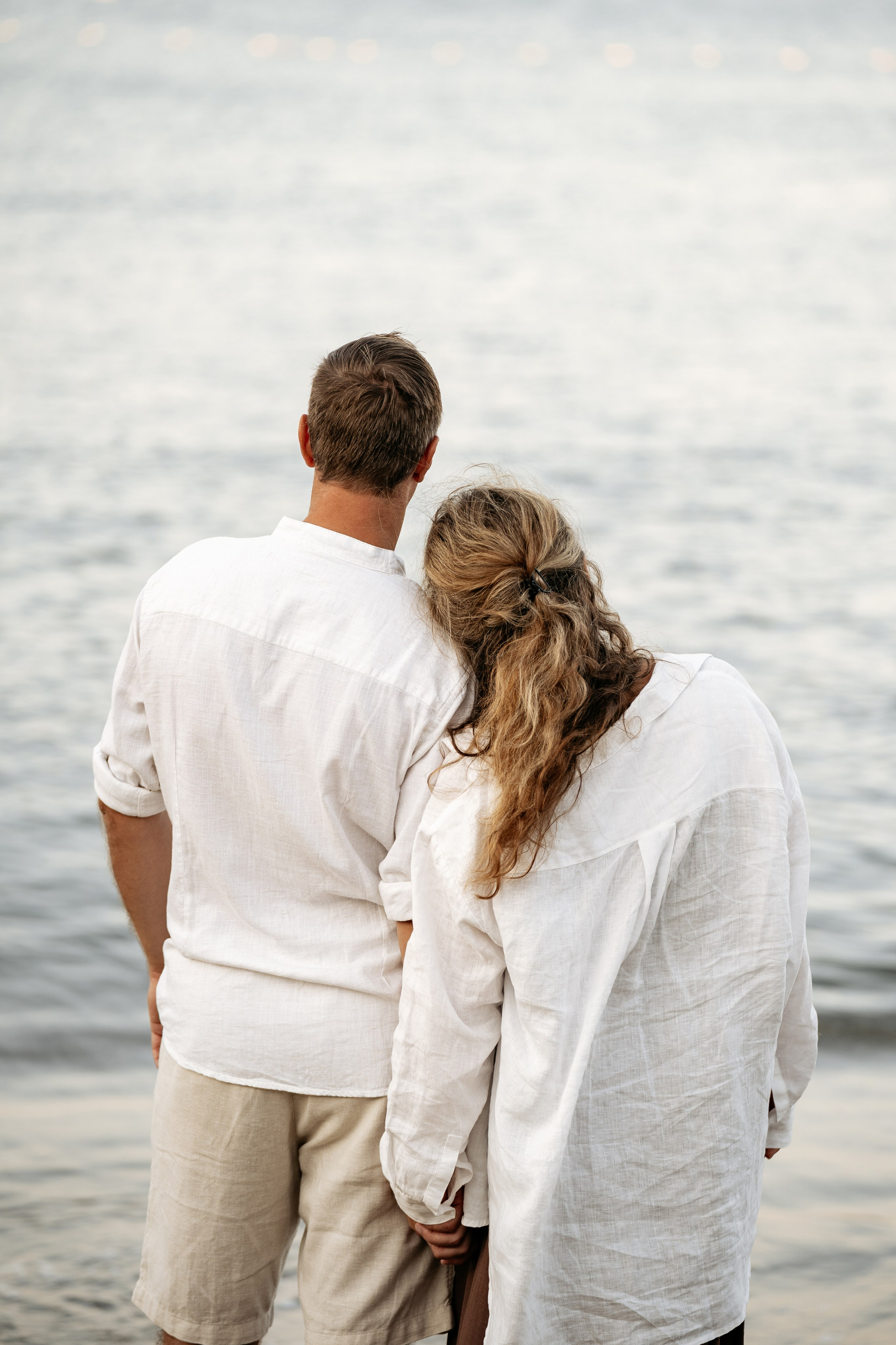 фотосессия семьи Геленджик на закате у моря