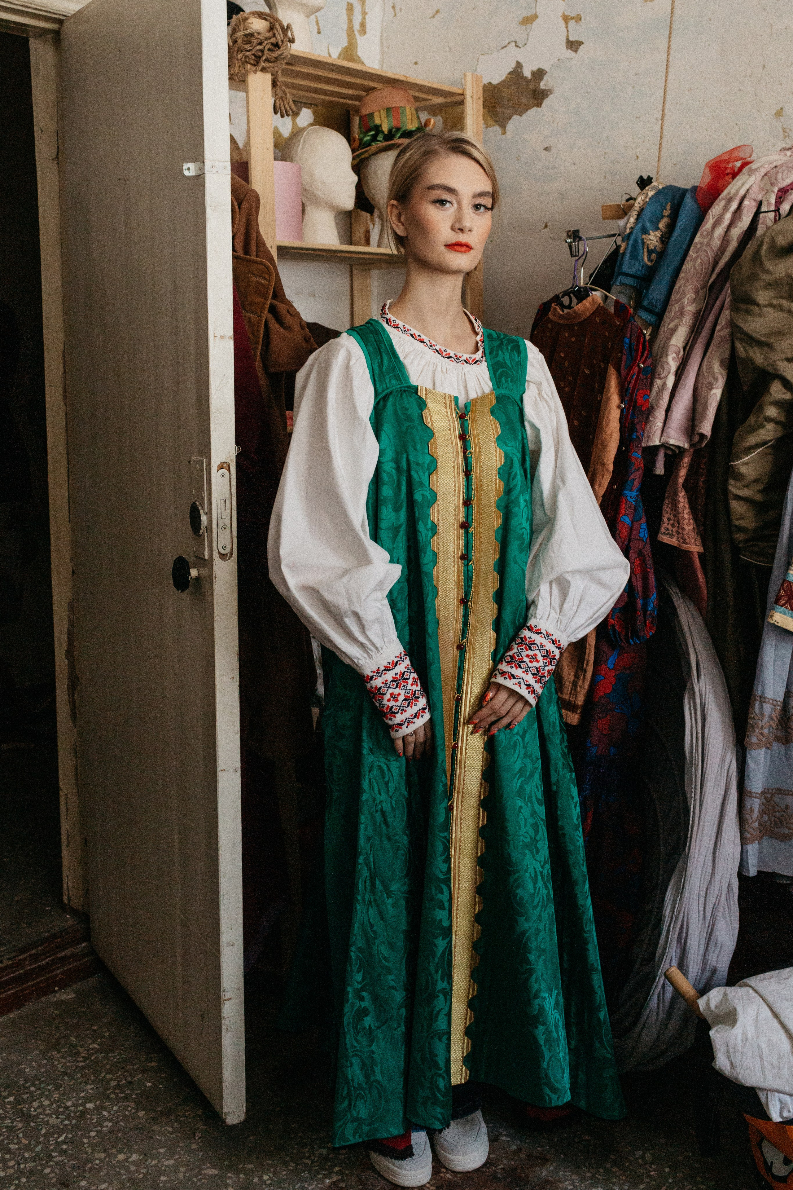 Платья с историей. ВИЗУАЛЬНЫЙ КОНТЕНТ ДЛЯ ЭКСПЕРТОВ И БРЕНДОВ