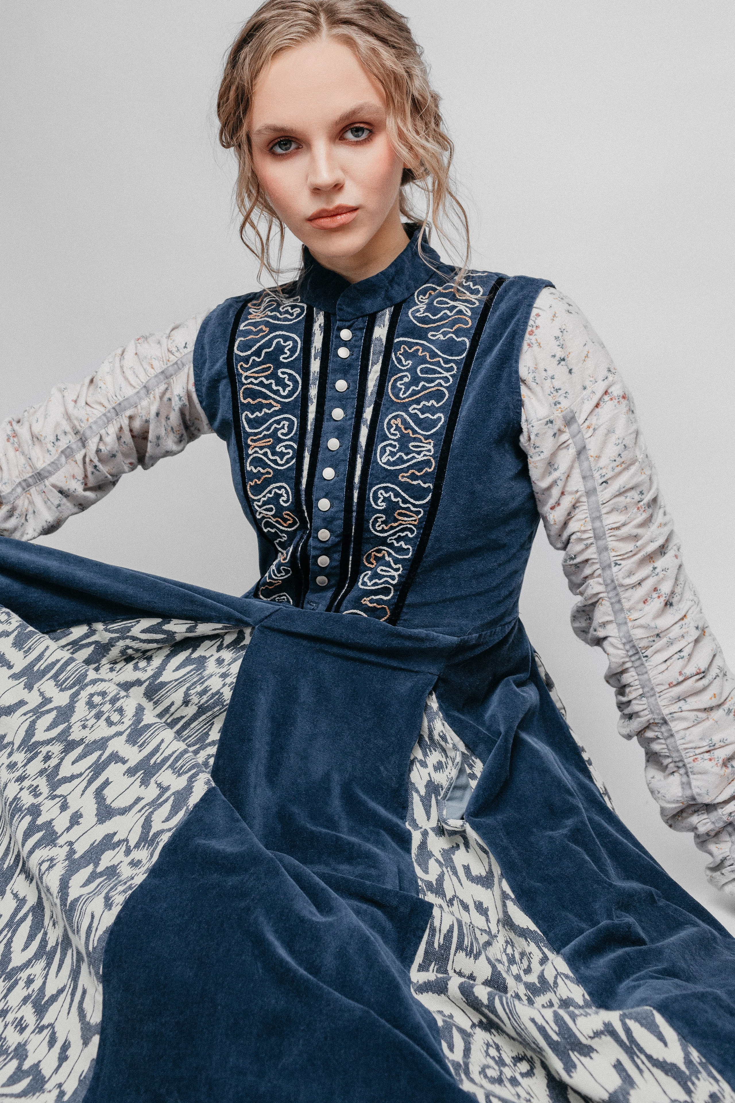 Платья с историей. ВИЗУАЛЬНЫЙ КОНТЕНТ ДЛЯ ЭКСПЕРТОВ И БРЕНДОВ