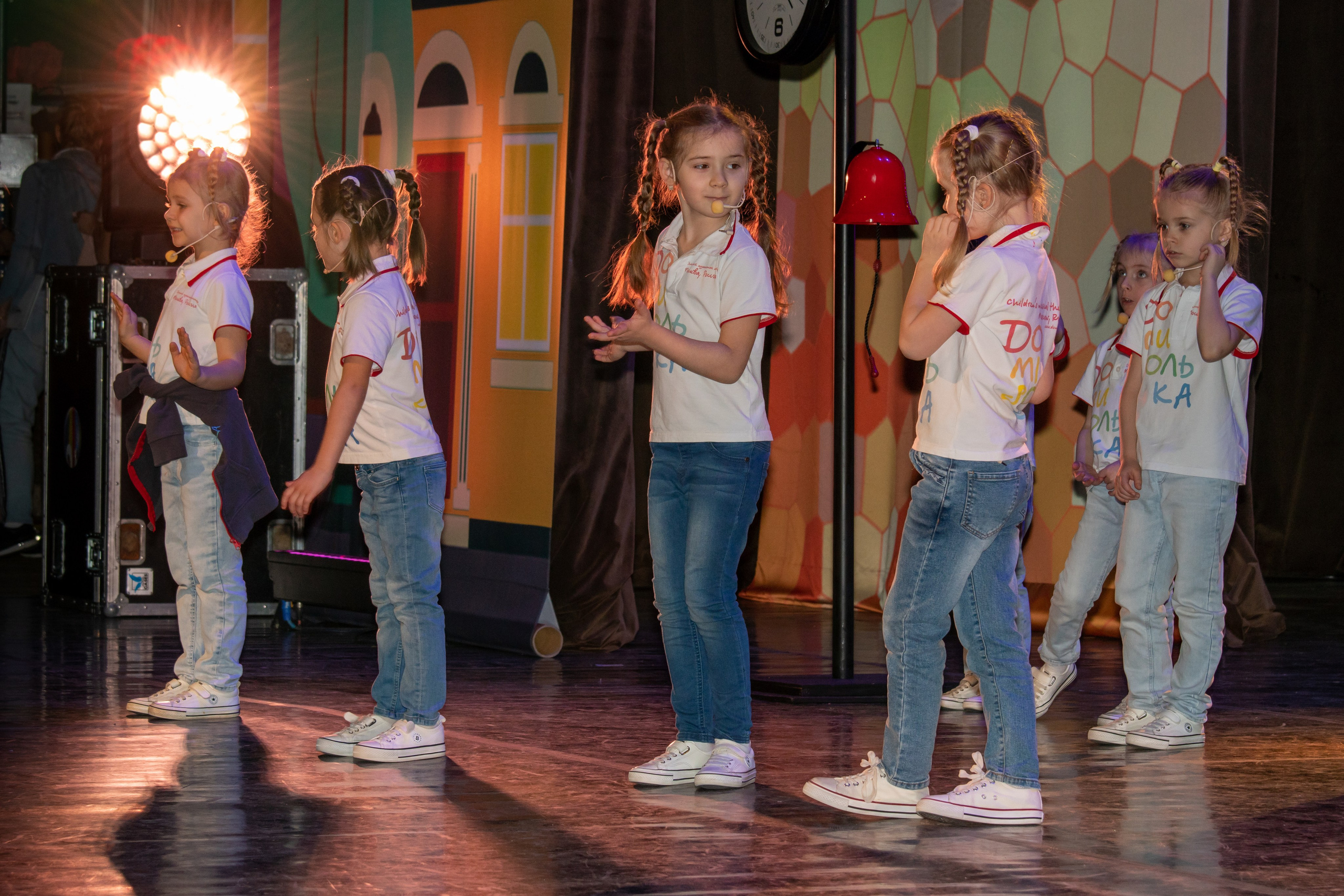 Съёмка концерта для Домисольки, большой концертный зал Космос. «Студия DRONAVT`s» — видеосъёмка и фотография г. Москва