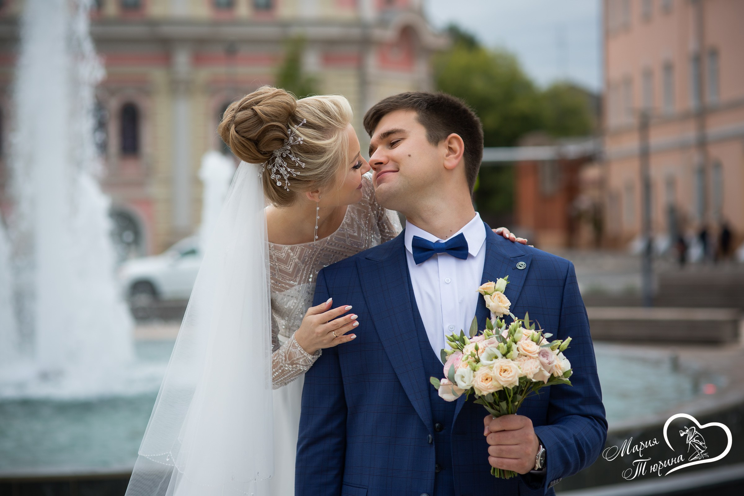 Прогулка по Набережной. Свадебная фотосъёмка в Москве, Туле