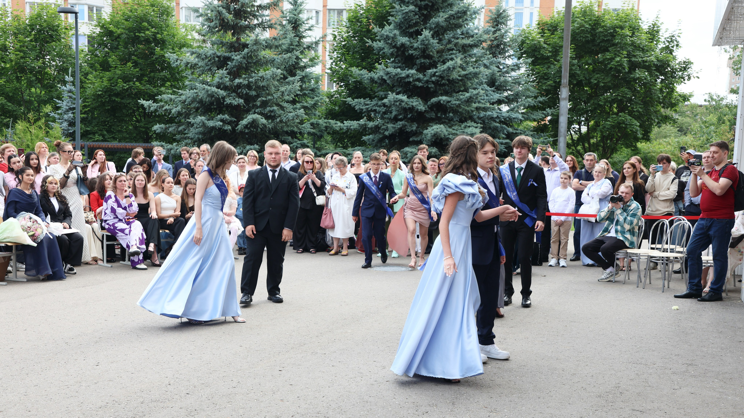 26/06/26. Школьные выпускные альбомы в Москве Марина Николаева