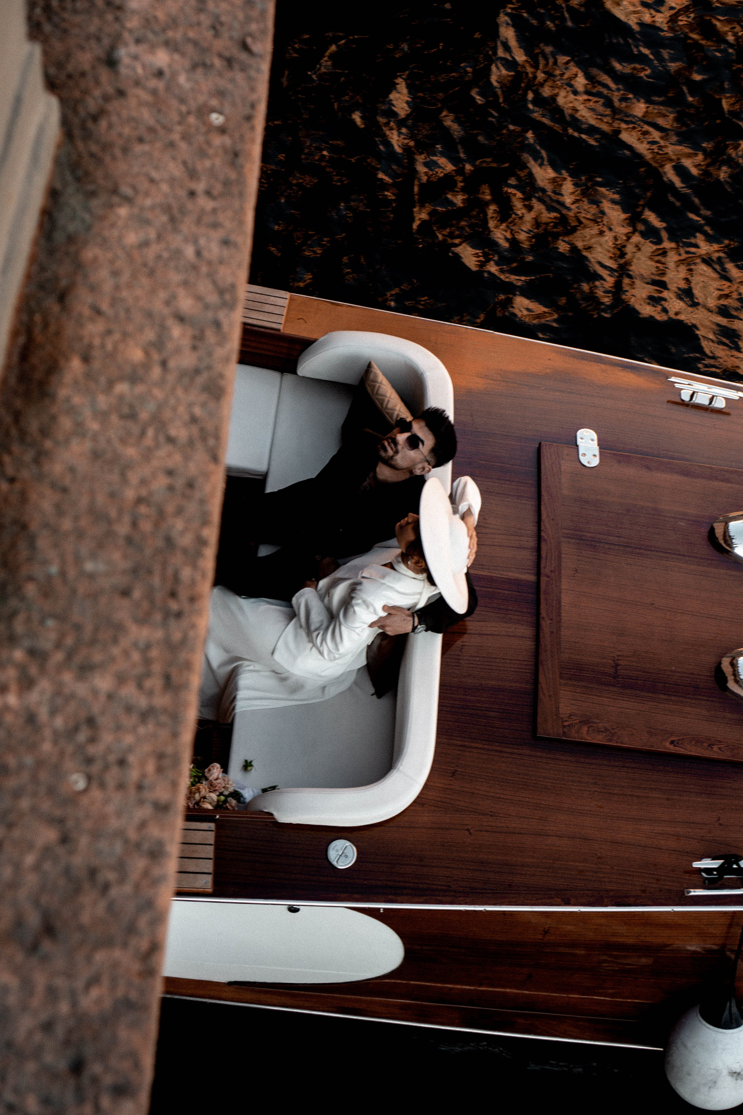 СВАДЕНБНАЯ СЬЕМКА НА КАТЕРЕ ПО КАНАЛАМ САНКТ-ПЕТЕРБУРГА И В АКВАТОРИИ НЕВЫ. Профессиональный фотограф, Санкт-Петербург — Виктория Богомолова