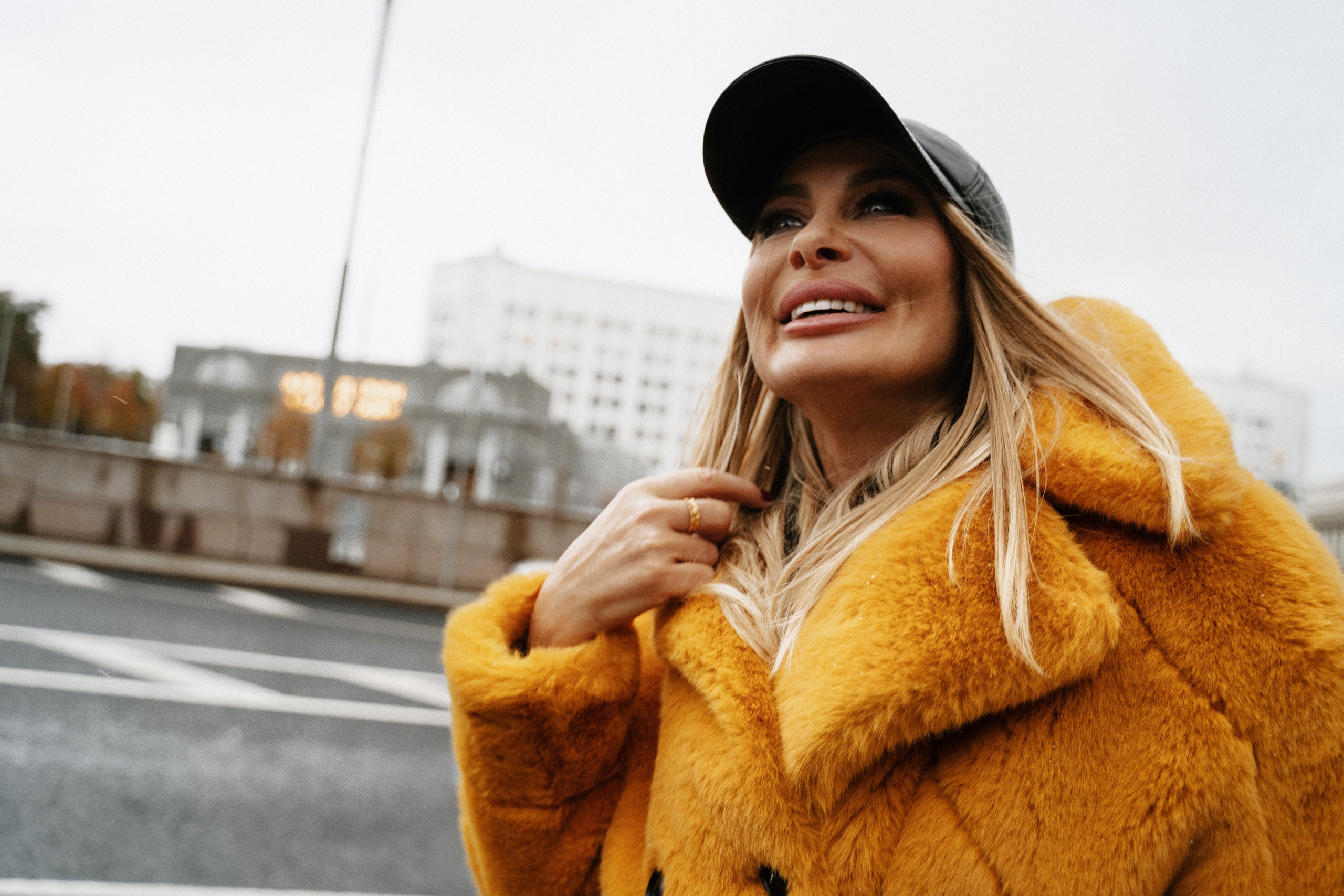 Светлана s t r e e t. Контент фотограф в Москве Кулич Настя