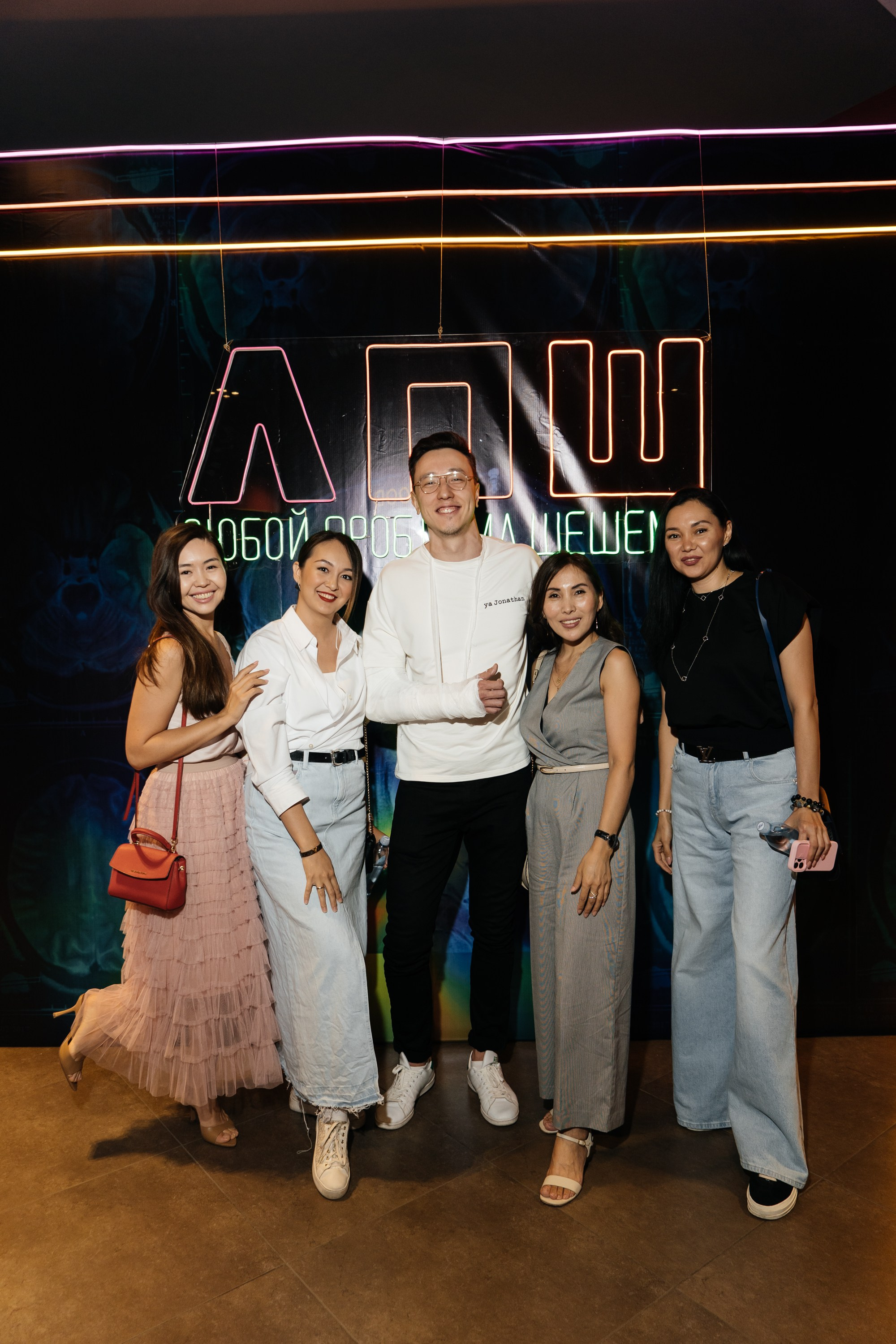 Kino park. Свадебный фотограф алматы Шожебаев Кайрат