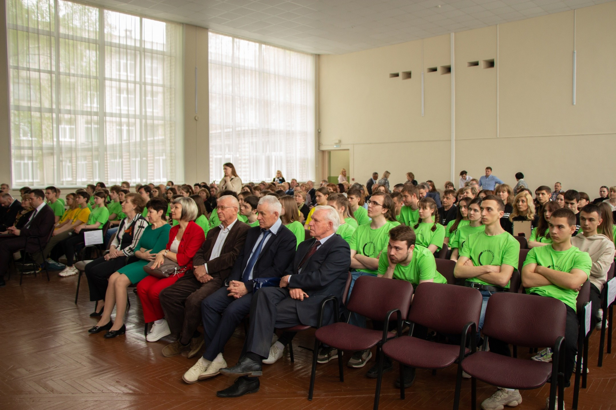 Торжественное закрытие «Профессионалы» 2023. Design by — фото, обучение, портфолио. Фотограф Рязань