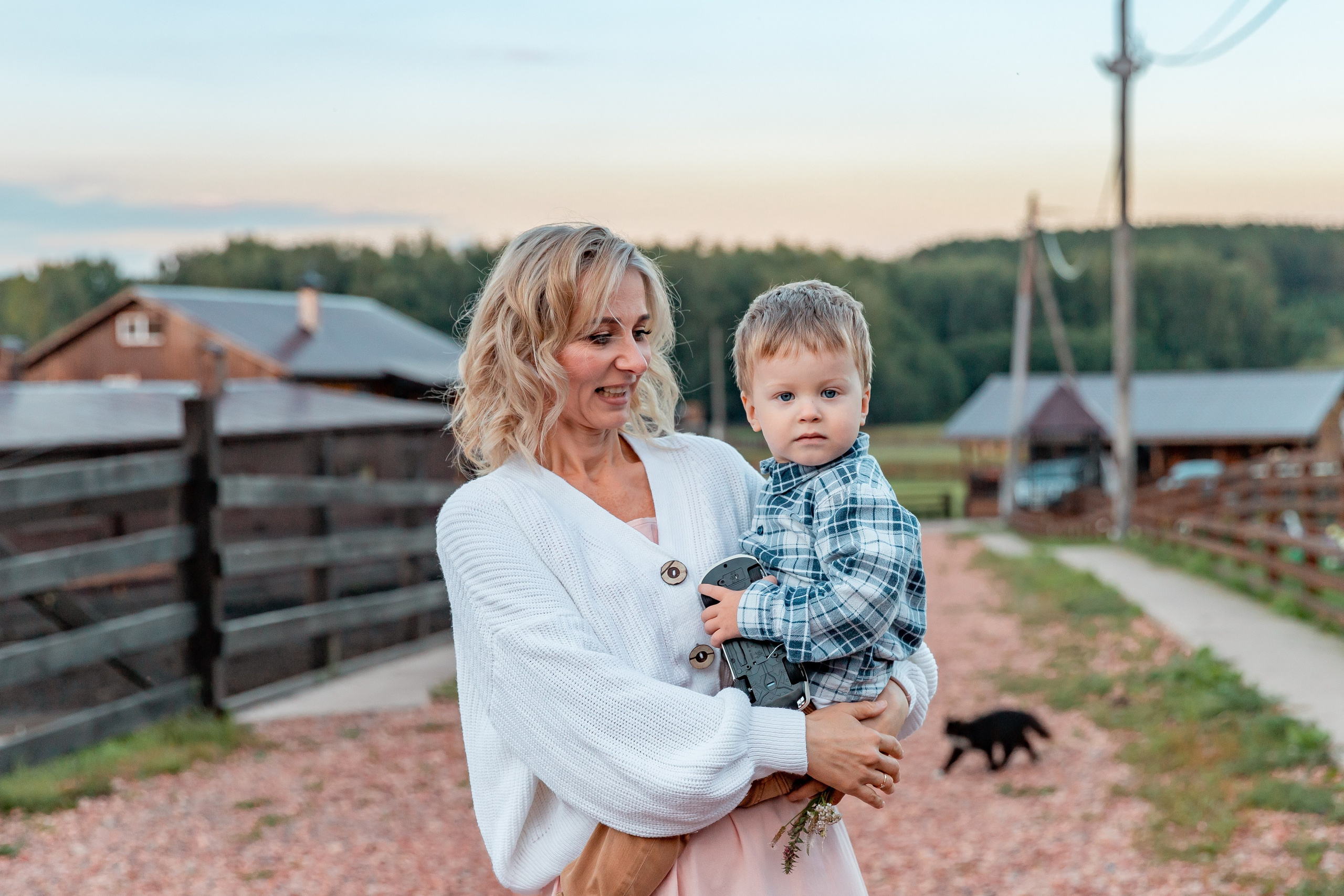 Прогулка на ранчо. Детский и семейный фотограф в Красноярске Юлия Бирюкова