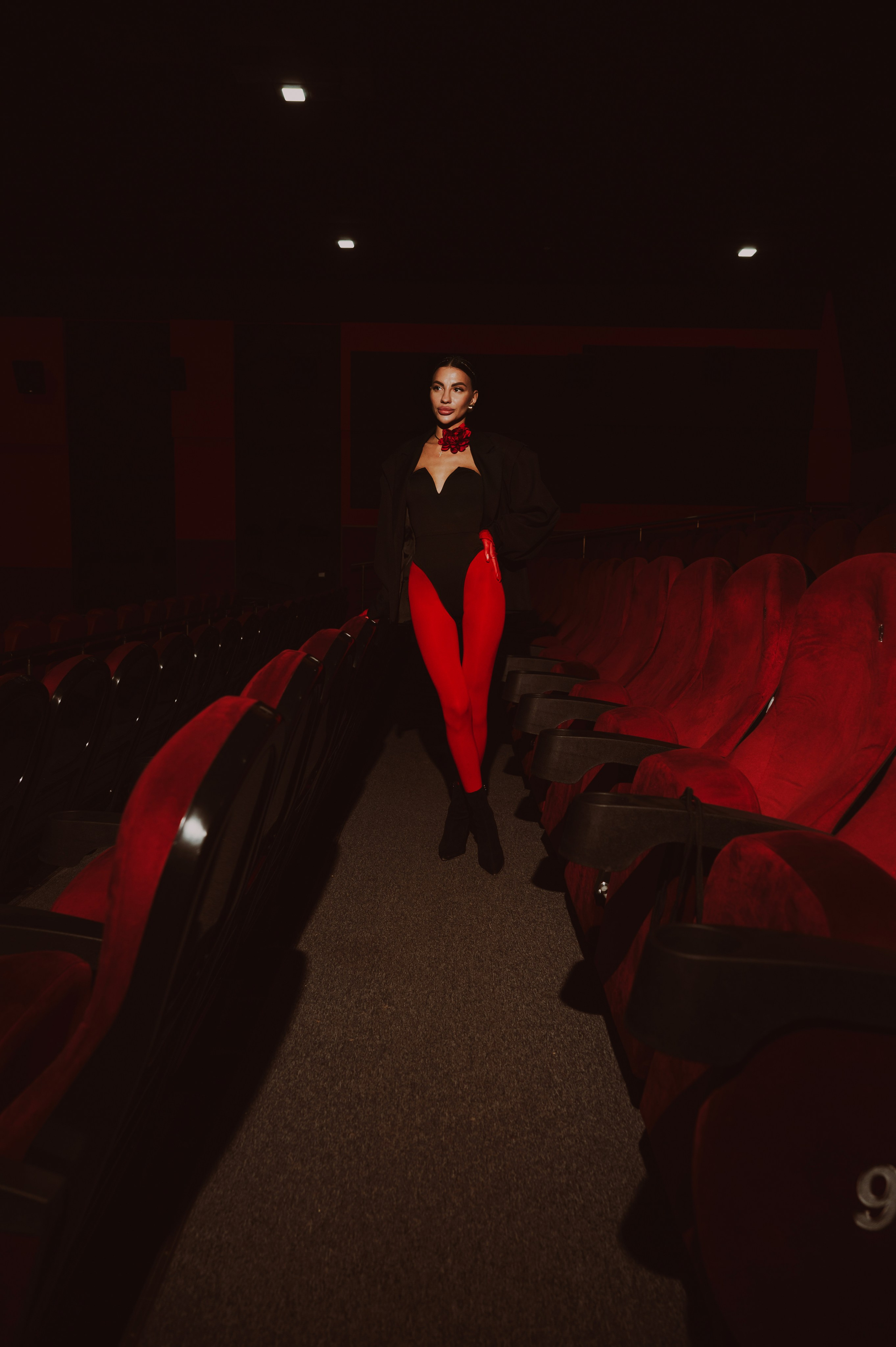 Сьемка в кинозале. Мариуполь фото. Фотограф Мариуполь.Индивидуальные съёмки. Детские, семейные, коммерческие