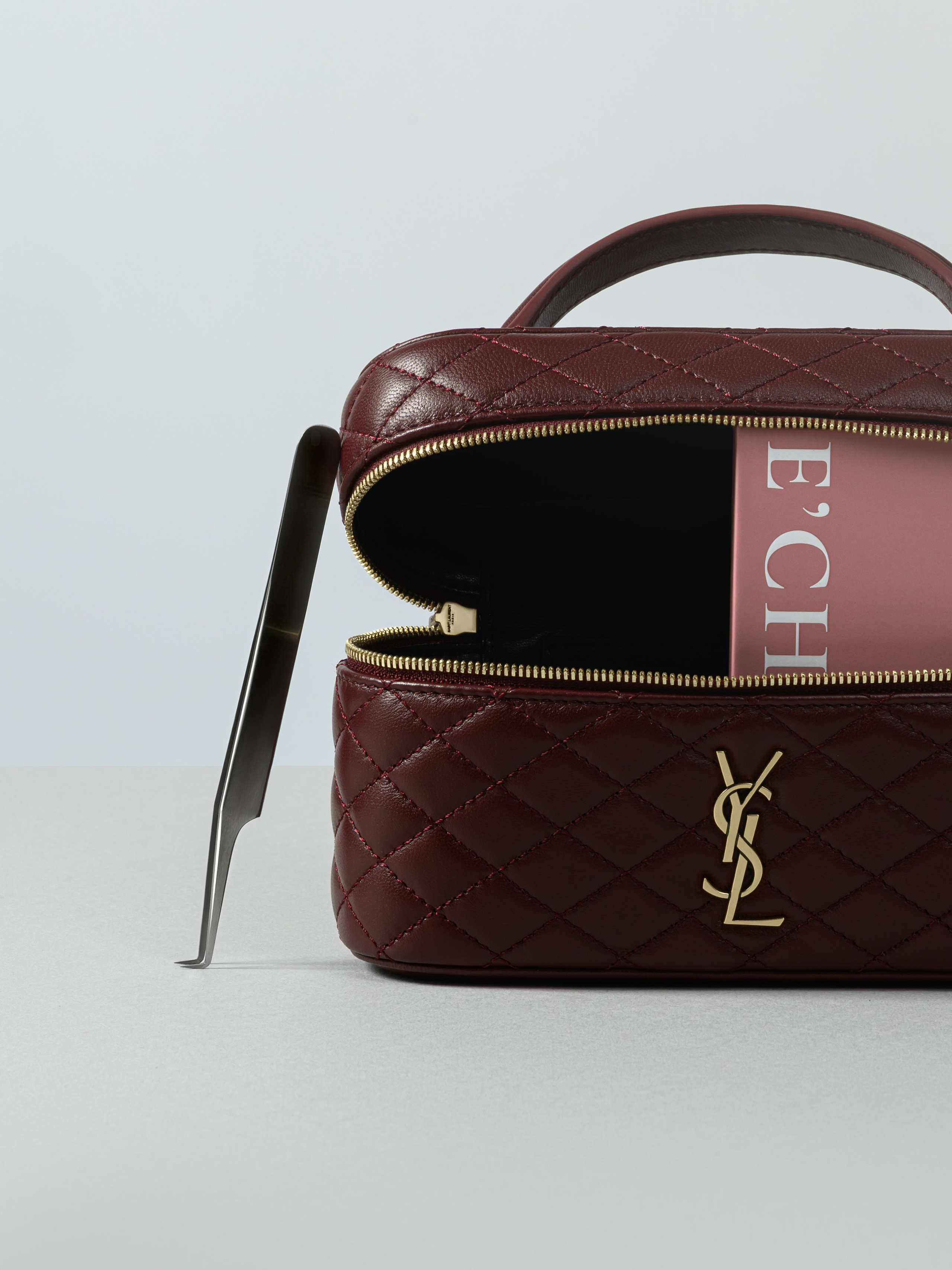 Бьюти (косметика, уход, аксессуары). Предметная фотография