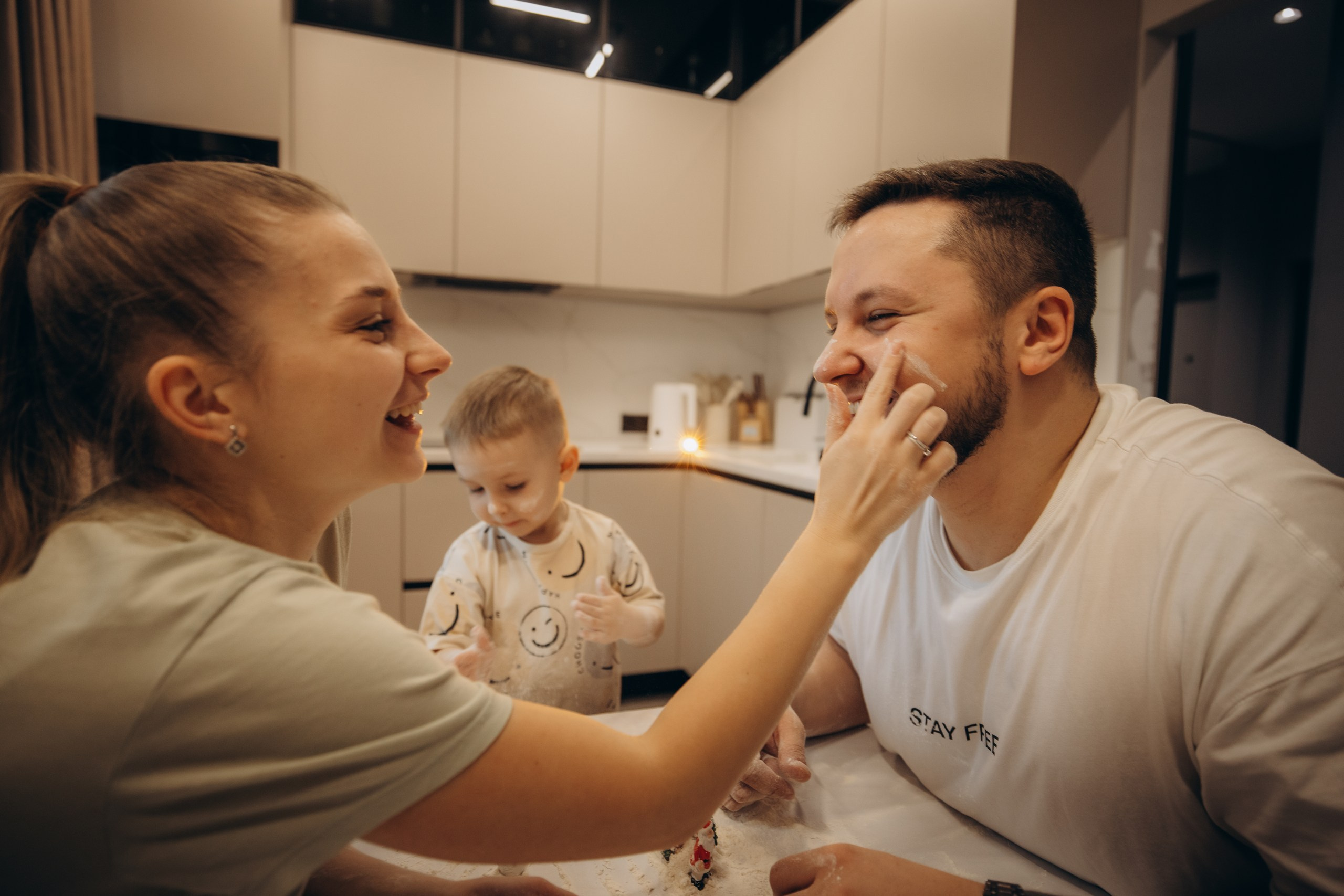 Домашняя съемка для Вани, Тани и Кости. Семейные фотограф в Одинцово и Москве. Диана Сусоева