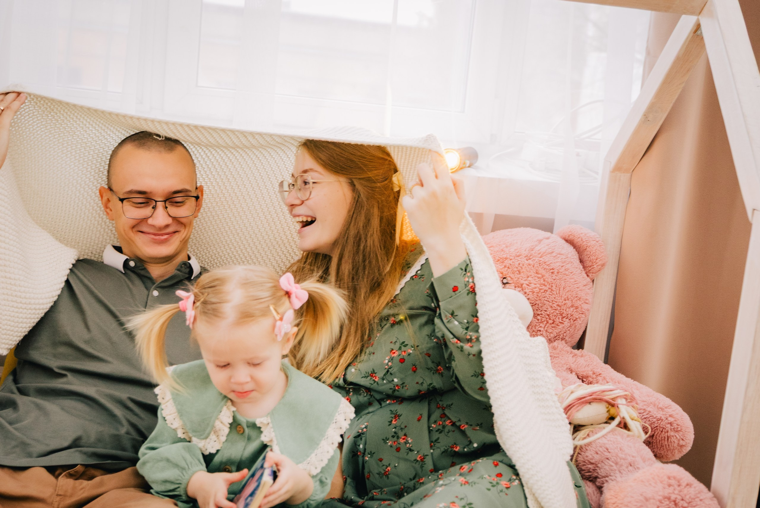Студийная съемка в Inside студия. Семейные фотограф в Одинцово и Москве. Диана Сусоева