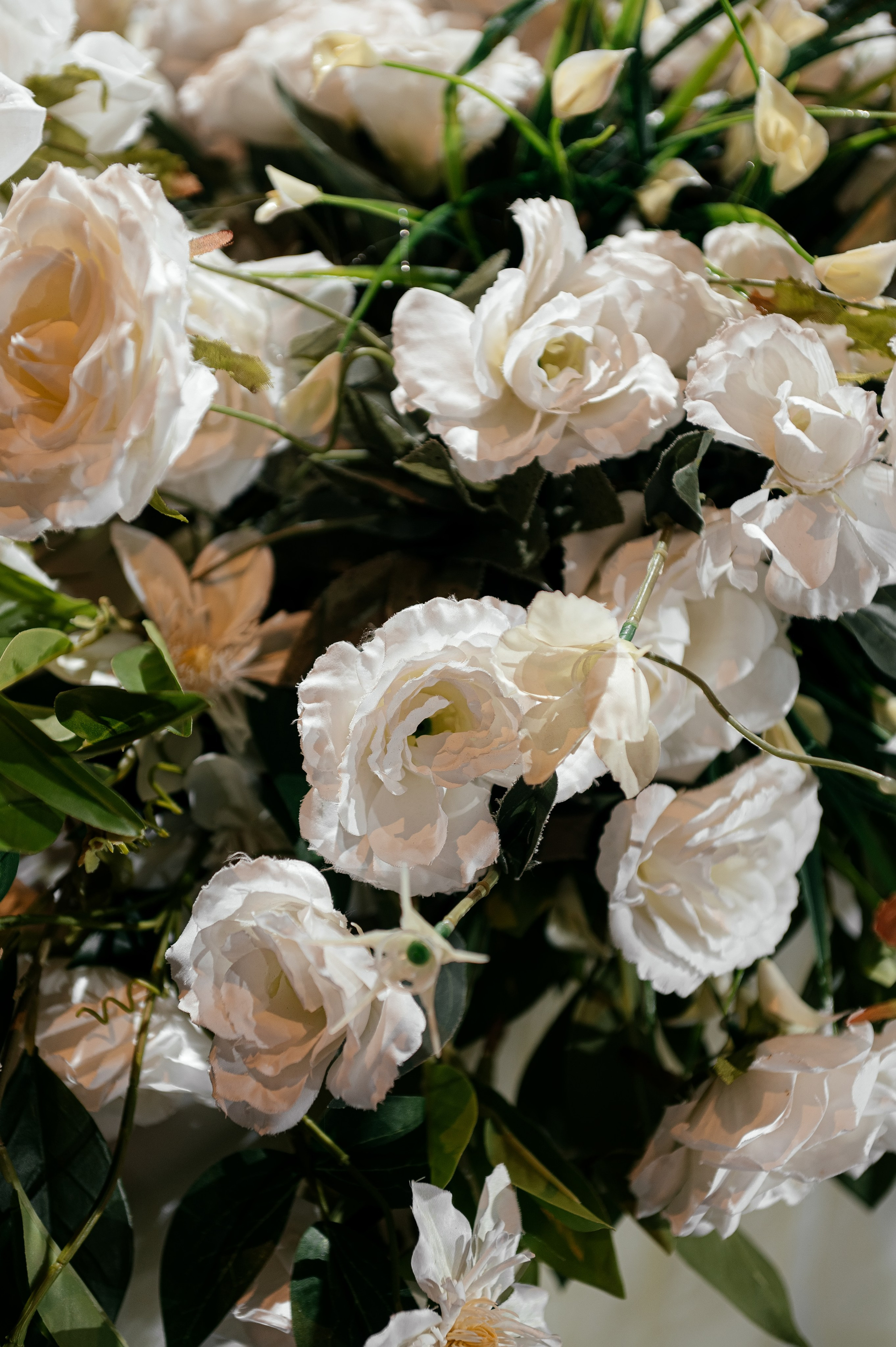 Свадьба с венчанием в Щелково. Прогулка в Гребнево, ресторан Кинза, отель Премиум. Свадебный и семейный фотограф Виктория Носачёва. Щелково, Москва и МО