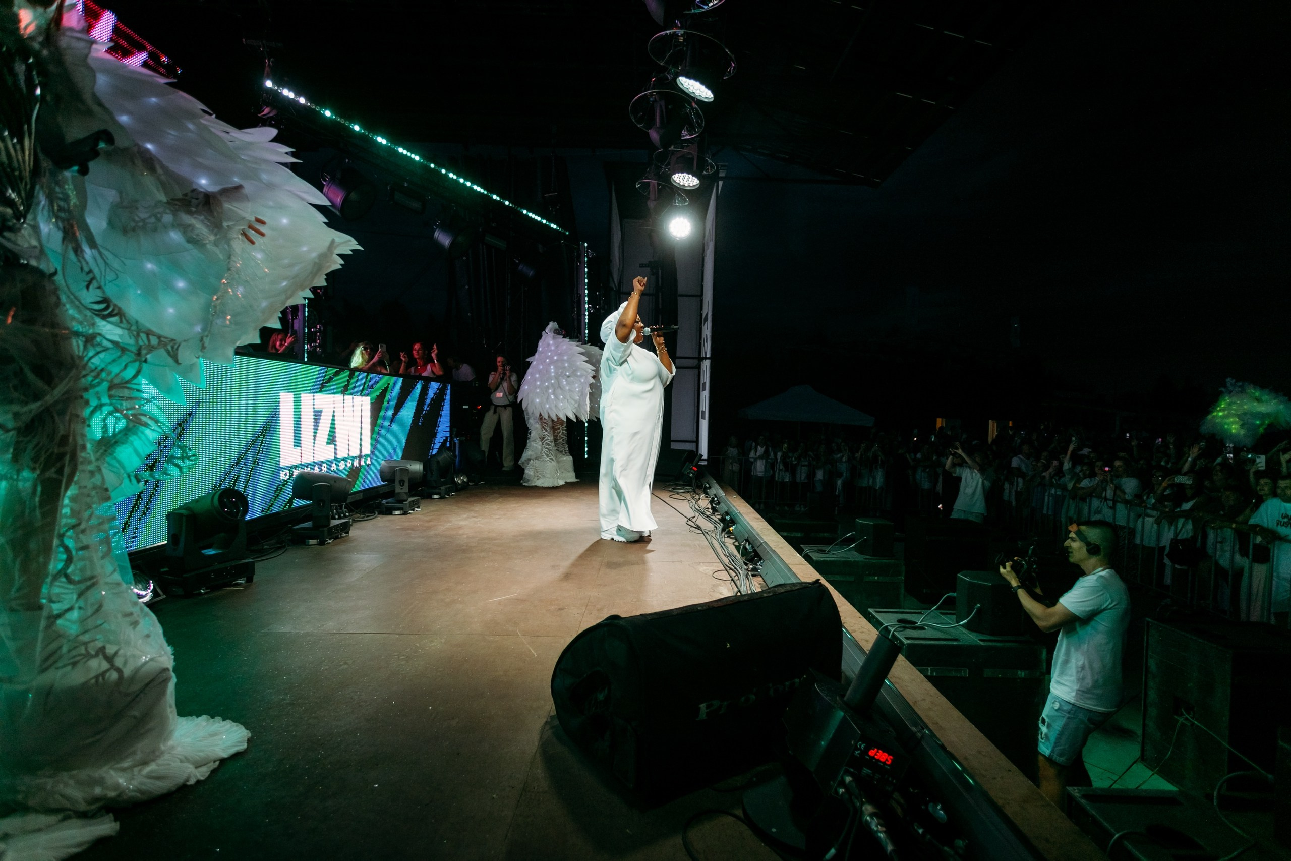 White Party @ Бархат парк. Репортажный фотограф Максим Полянский. Москва, Санкт-Петербург, Красноярск