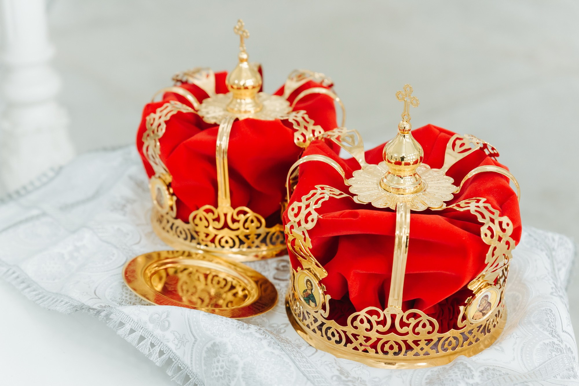 где лучше венчаться спб, смольный собор, сколько стоит венчание, лучший храм церковь для венчания, стоимость венчания в смольном соборе, фотограф на венчание, обвенчаться в Питере, смольный собор как обвенчаться